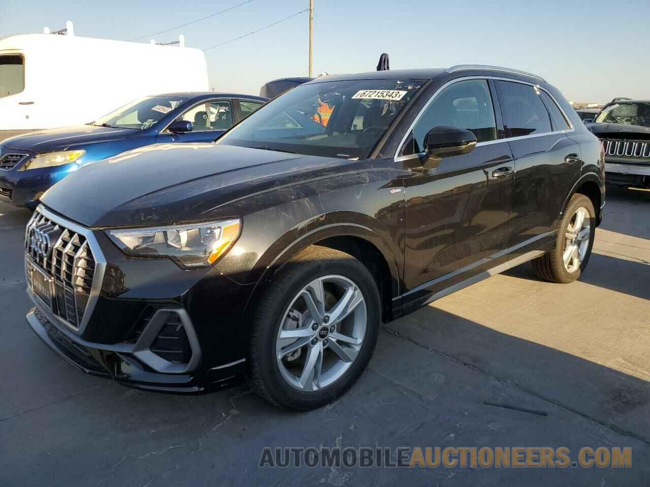 WA1DECF30M1053622 AUDI Q3 2021