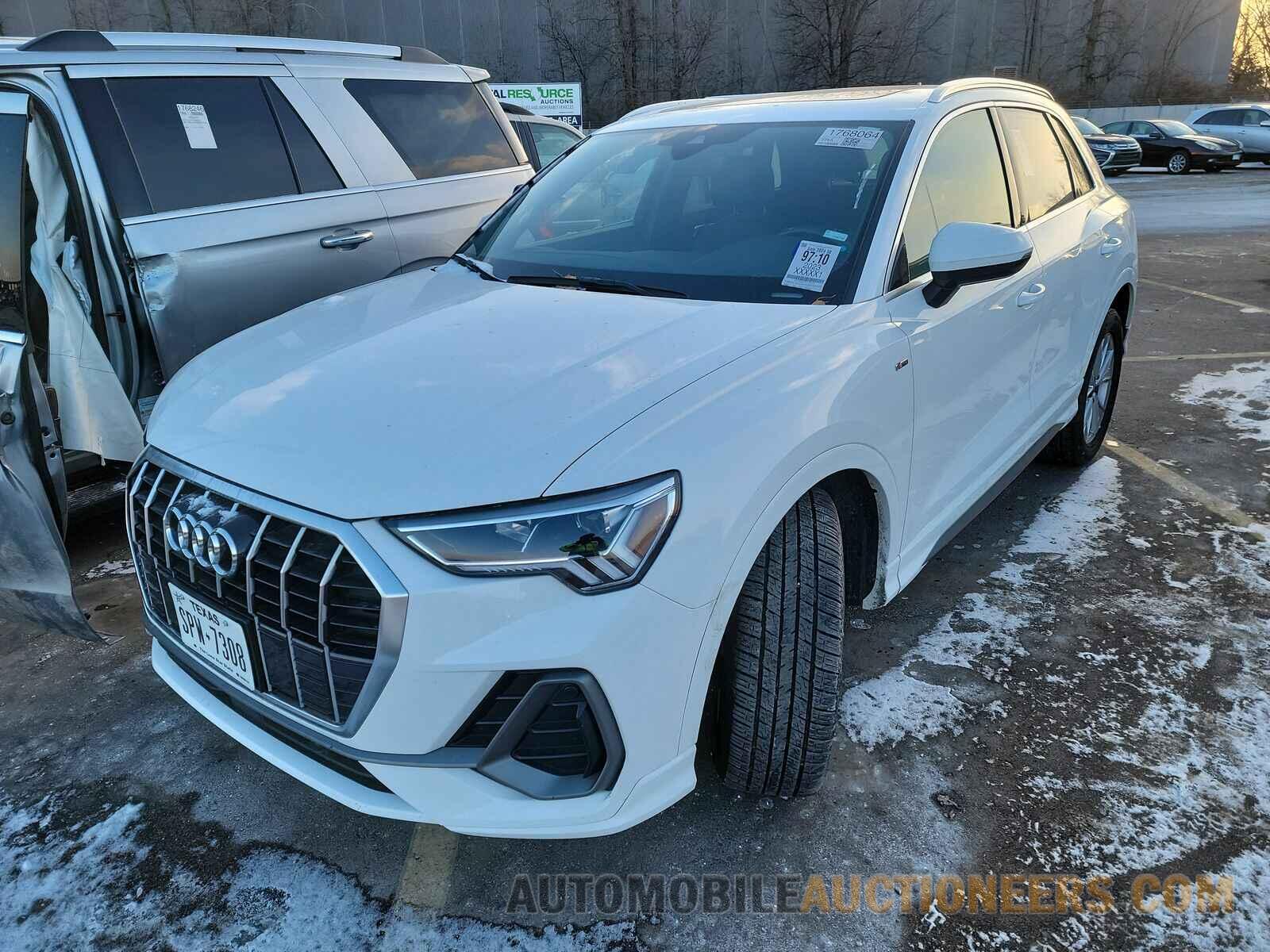 WA1DECF30P1082106 Audi Q3 2023