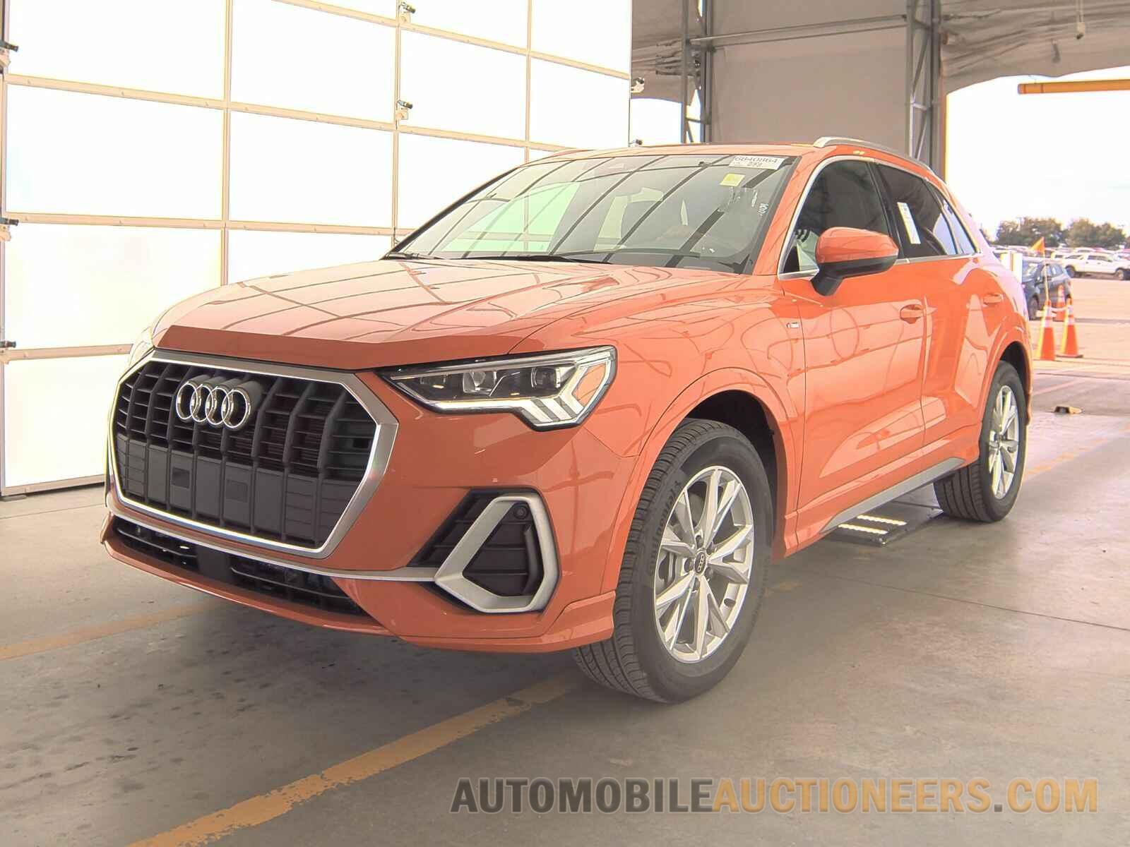 WA1DECF30P1107022 Audi Q3 2023