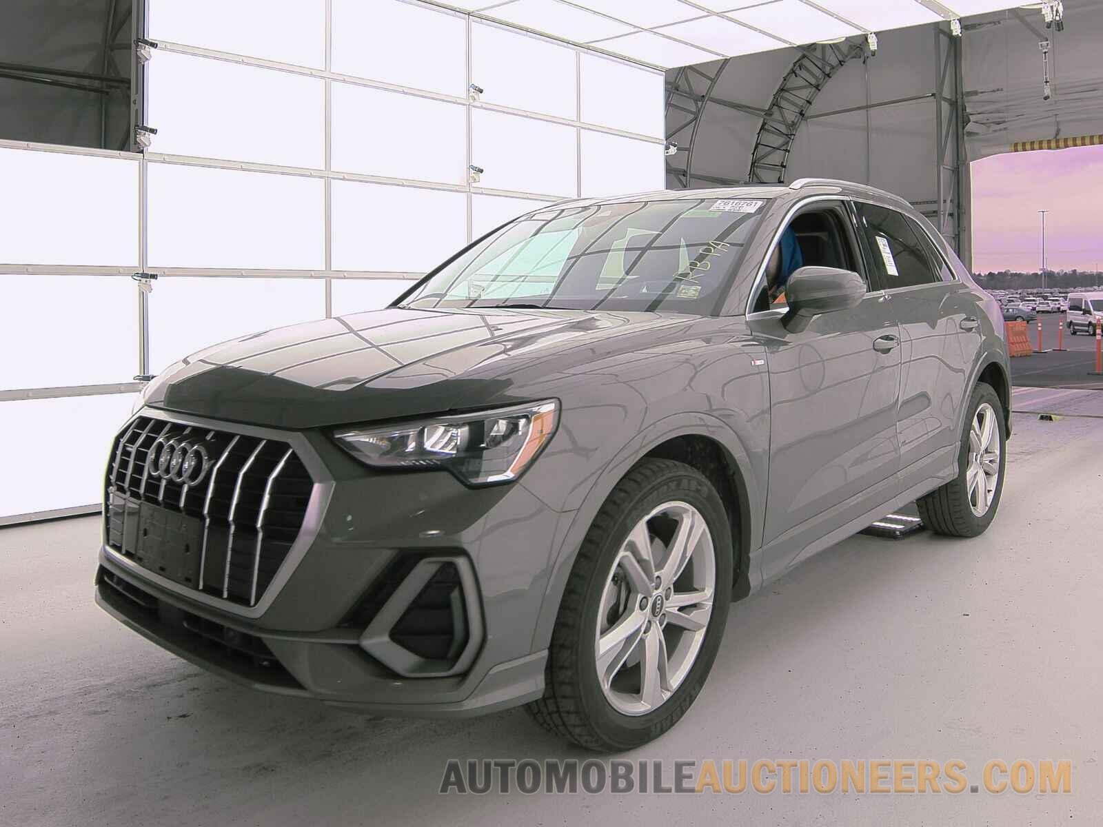 WA1DECF31M1056903 Audi Q3 2021