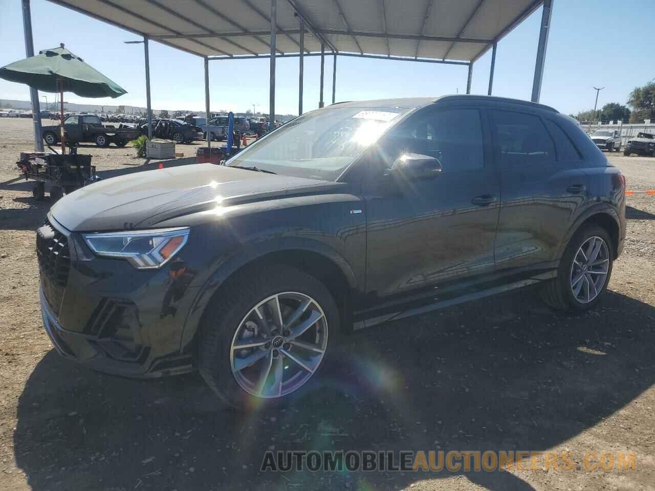 WA1DECF31R1063258 AUDI Q3 2024