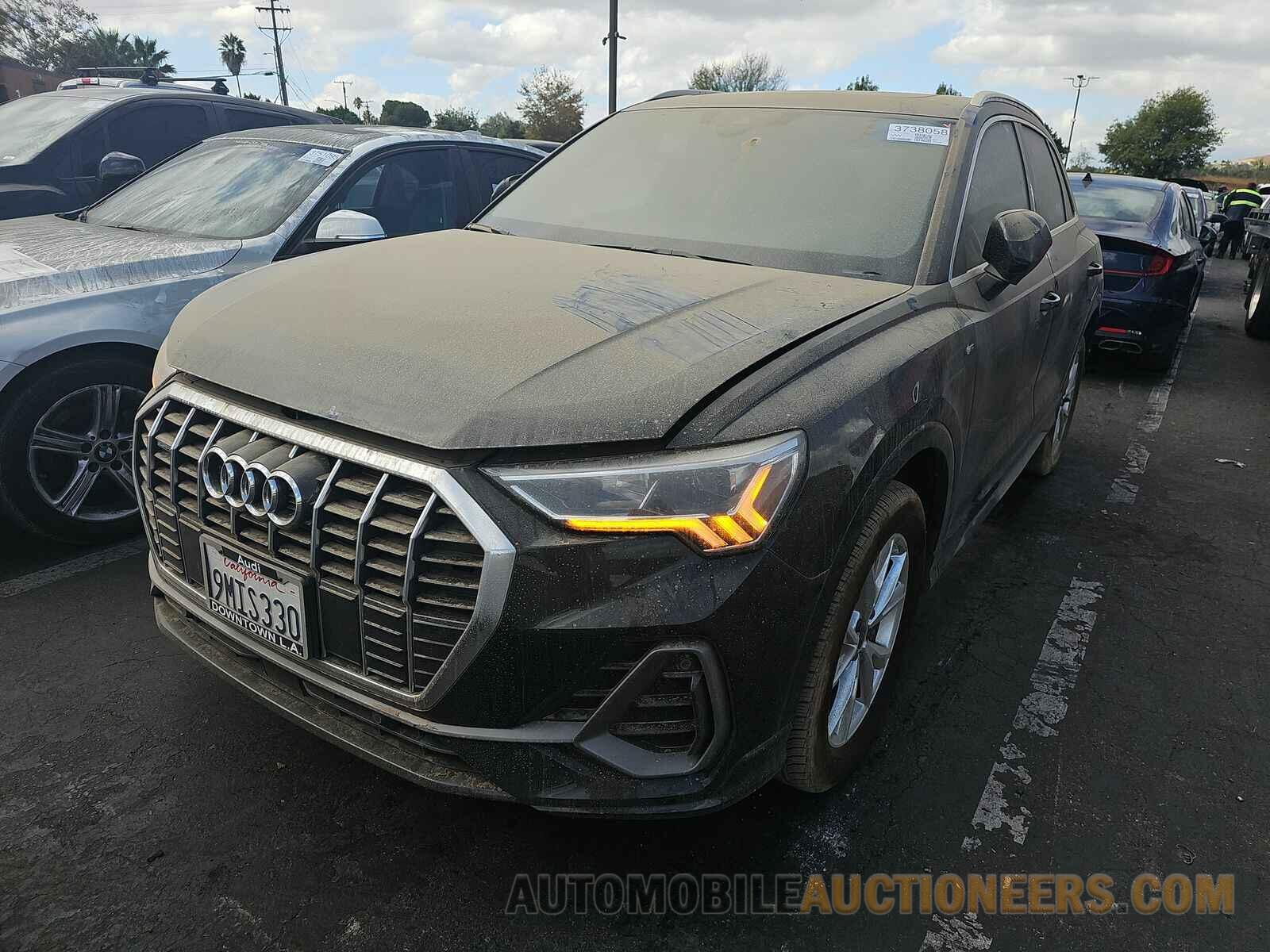 WA1DECF31R1106187 Audi Q3 2024