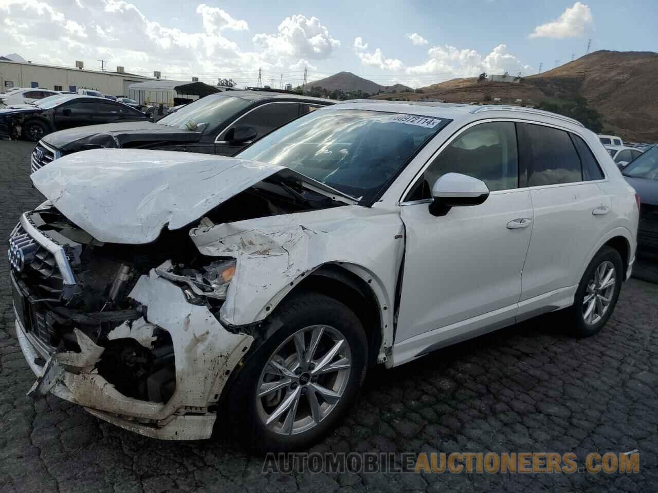 WA1DECF32P1073956 AUDI Q3 2023