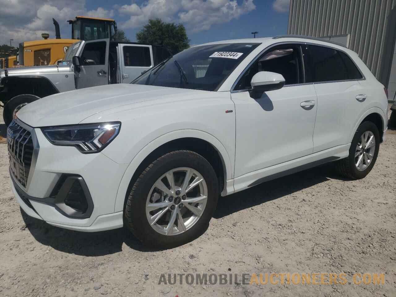 WA1DECF32P1152527 AUDI Q3 2023