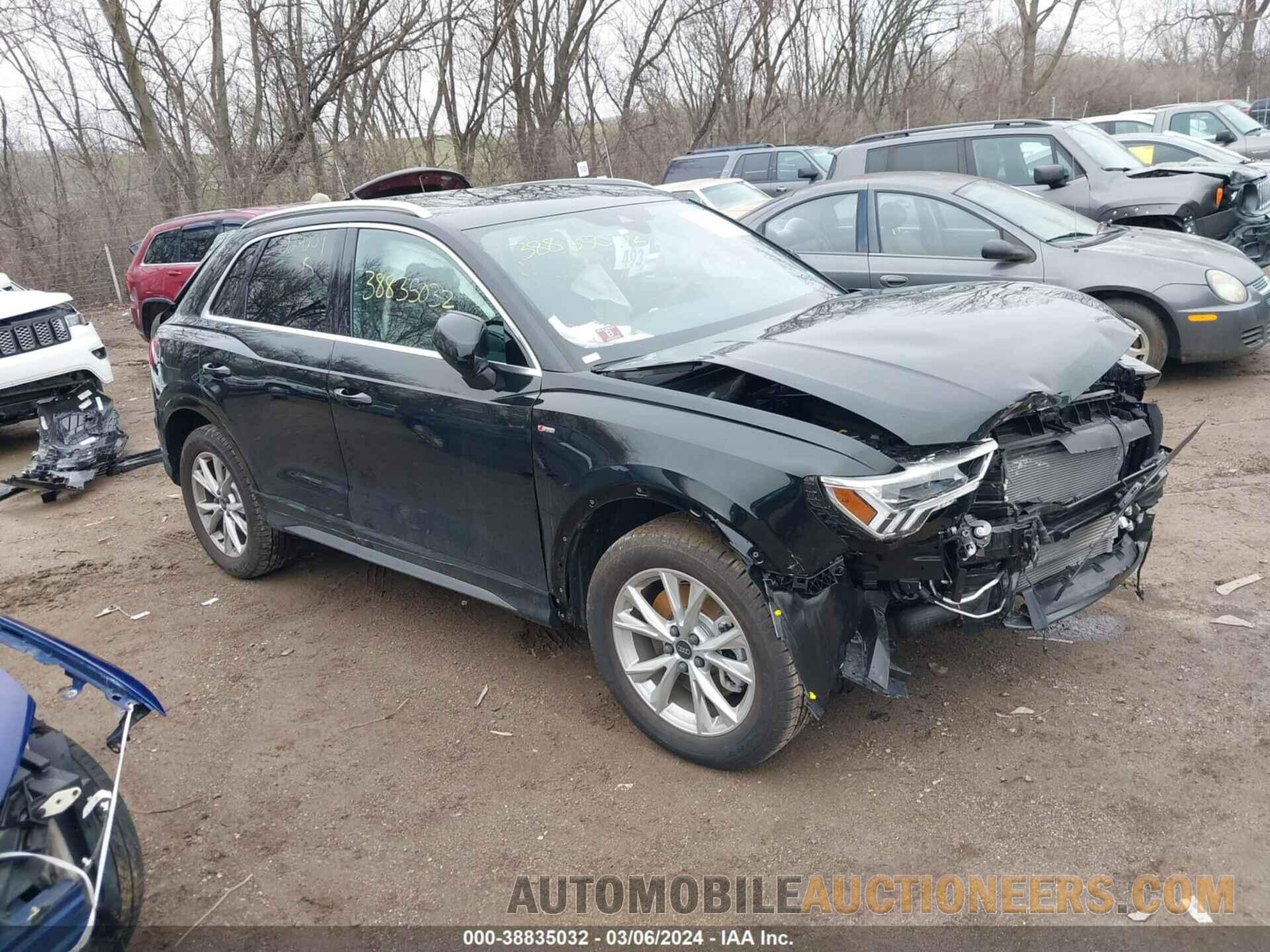 WA1DECF32R1024209 AUDI Q3 2024