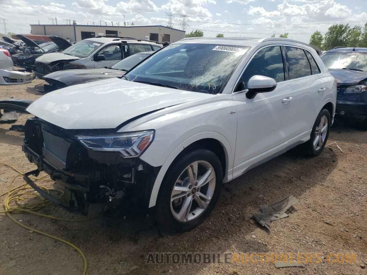 WA1DECF32R1026459 AUDI Q3 2024