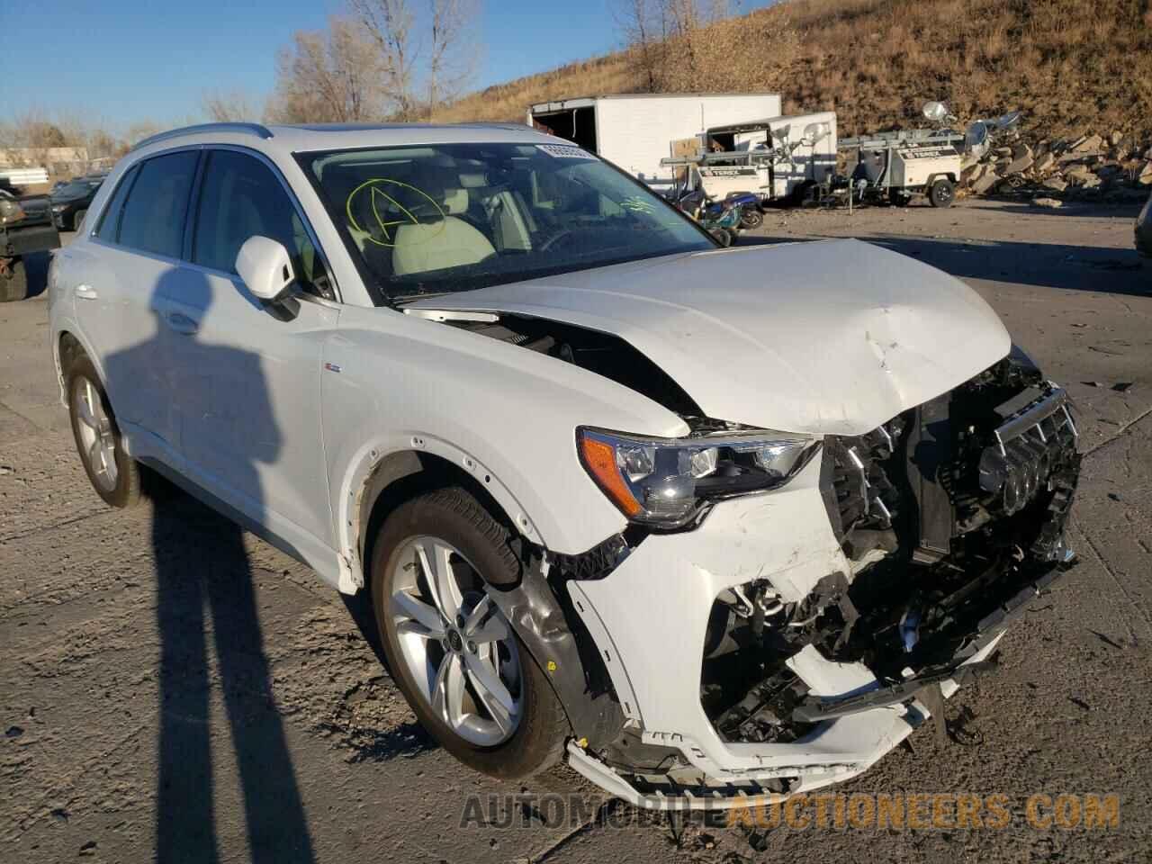 WA1DECF33M1017925 AUDI Q3 2021