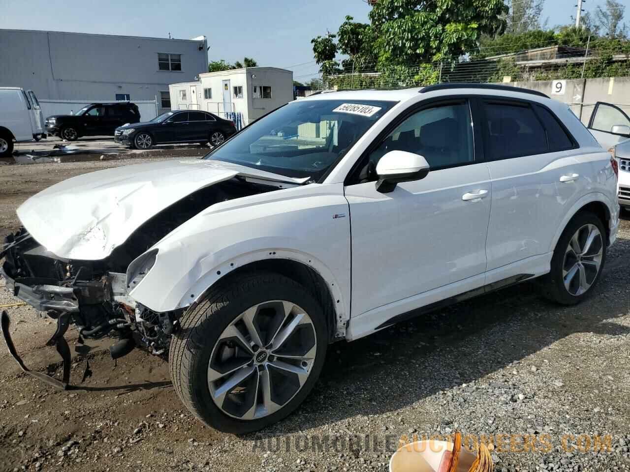 WA1DECF34M1066311 AUDI Q3 2021