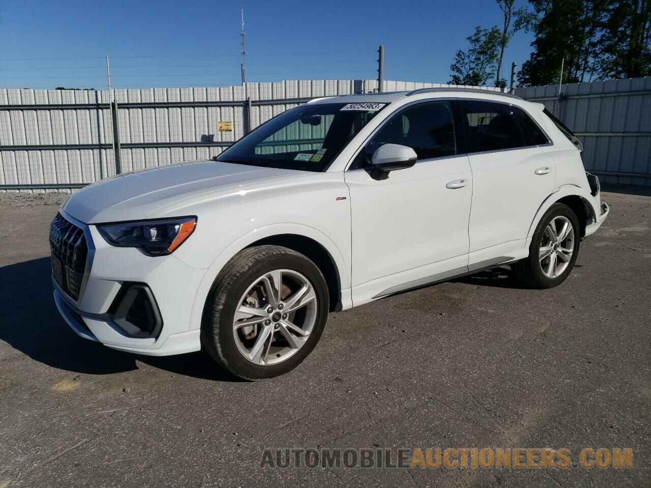 WA1DECF34M1074652 AUDI Q3 2021