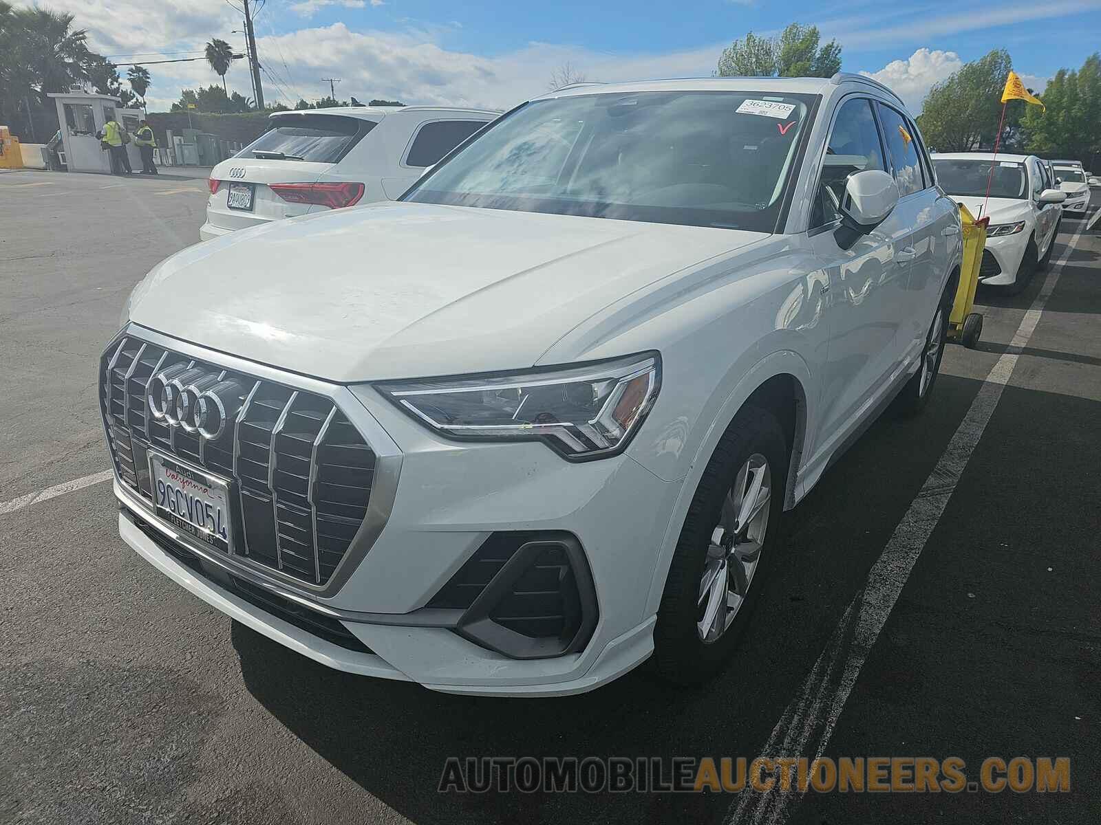 WA1DECF34P1112207 Audi Q3 2023