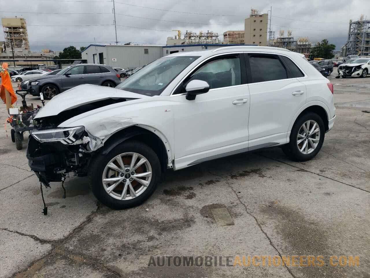 WA1DECF34R1032621 AUDI Q3 2024