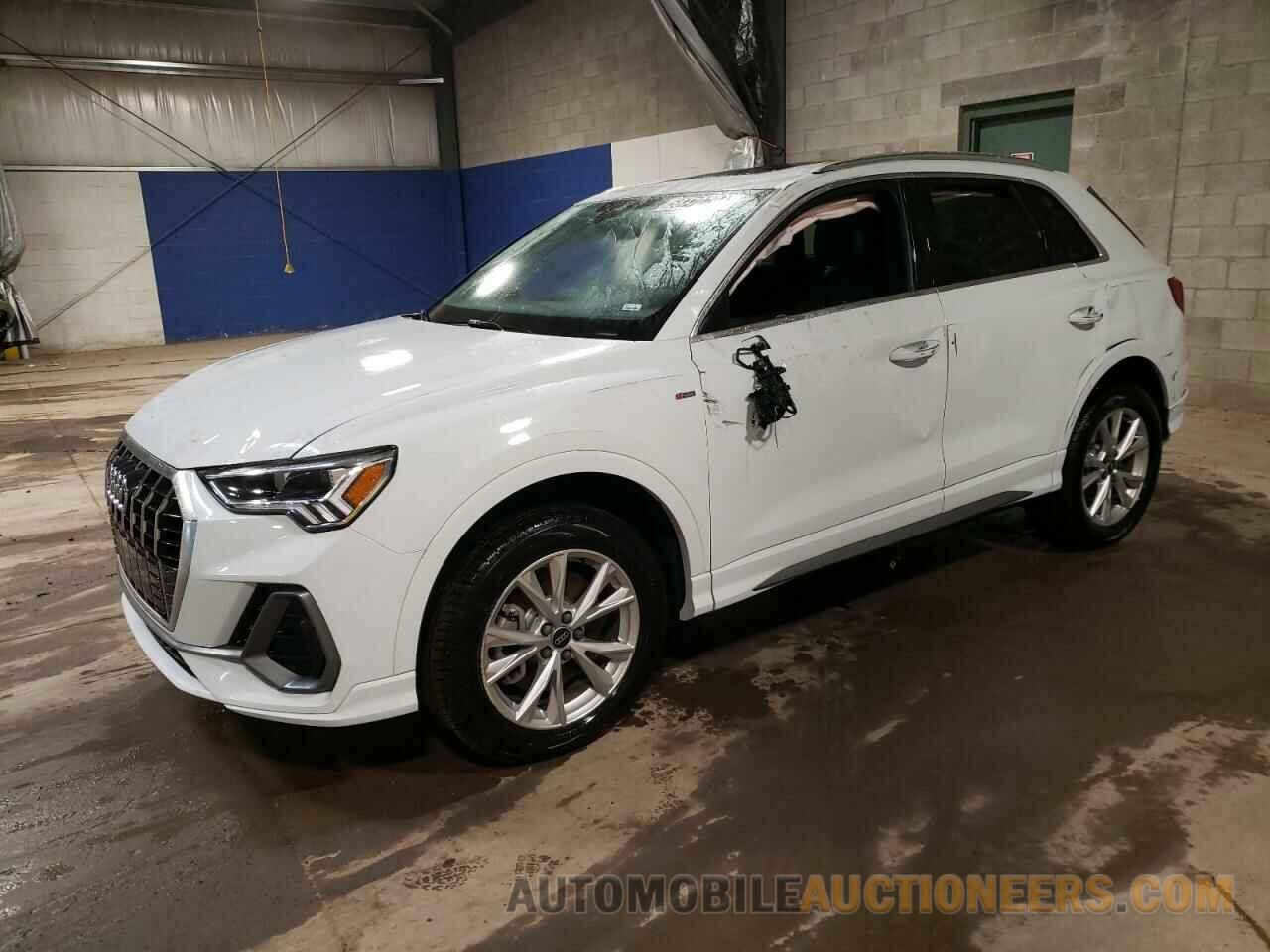 WA1DECF34R1083732 AUDI Q3 2024