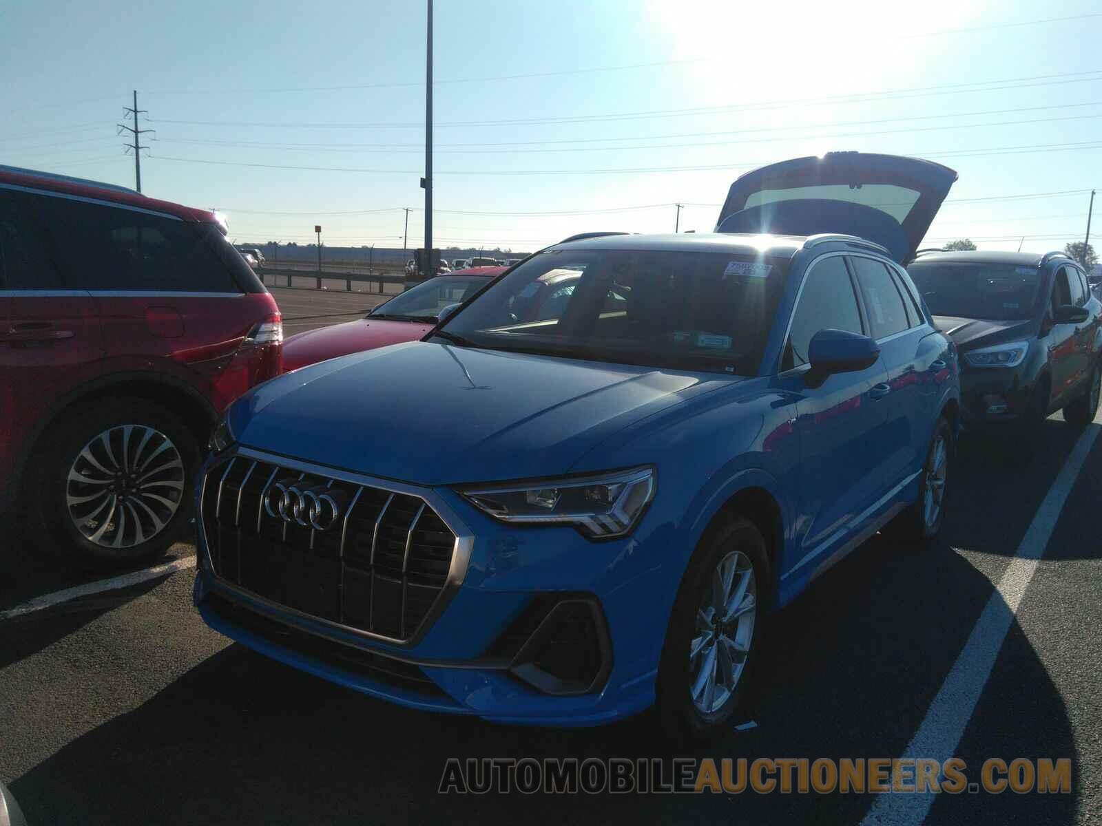 WA1DECF35P1106819 Audi Q3 2023