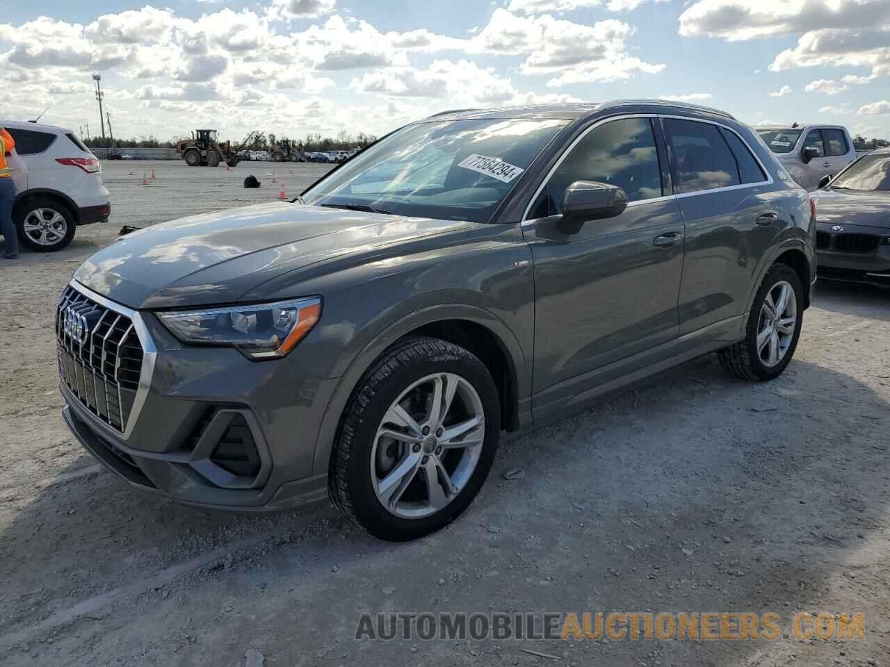 WA1DECF36L1077227 AUDI Q3 2020