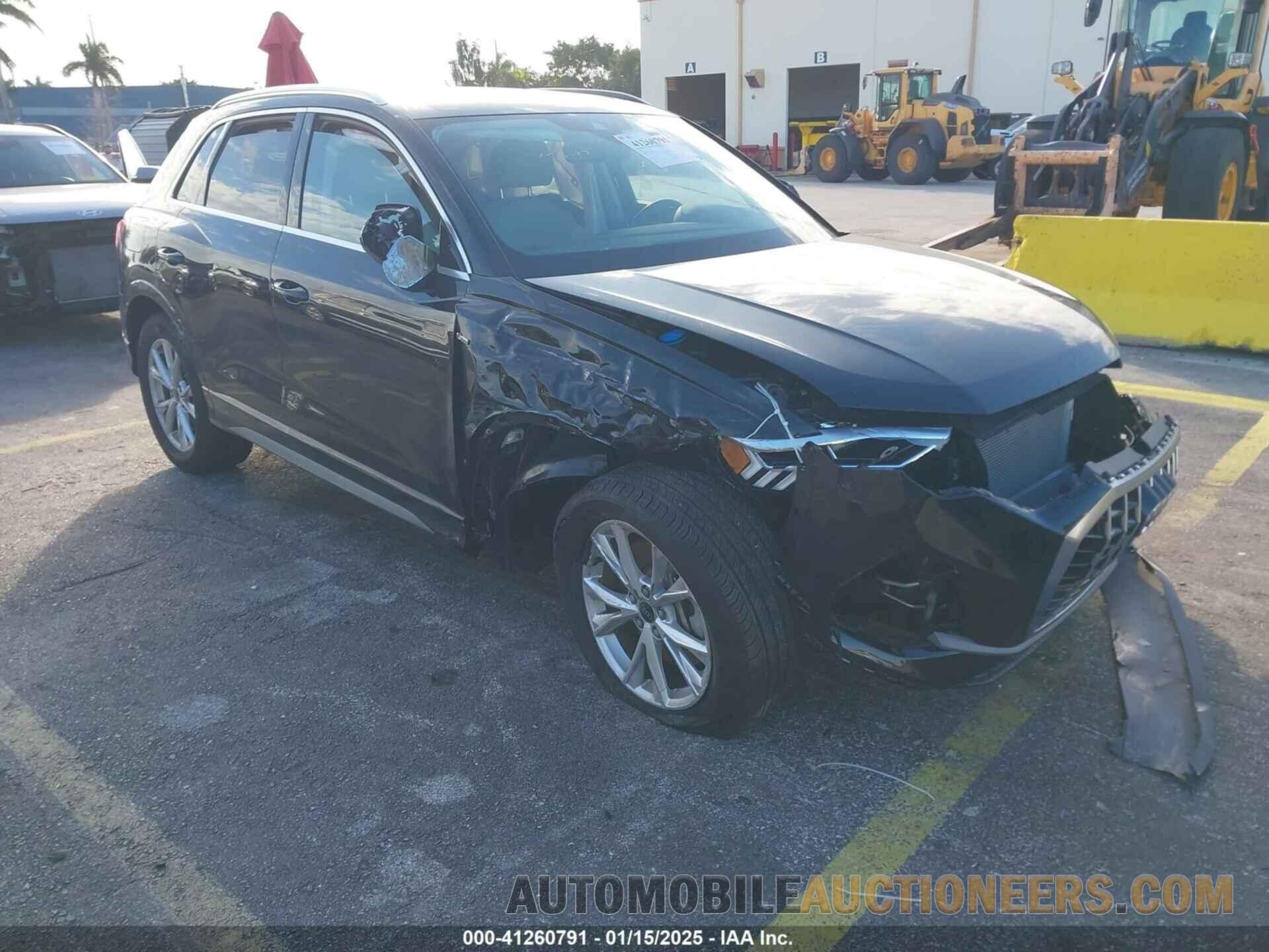 WA1DECF37R1121714 AUDI Q3 2024