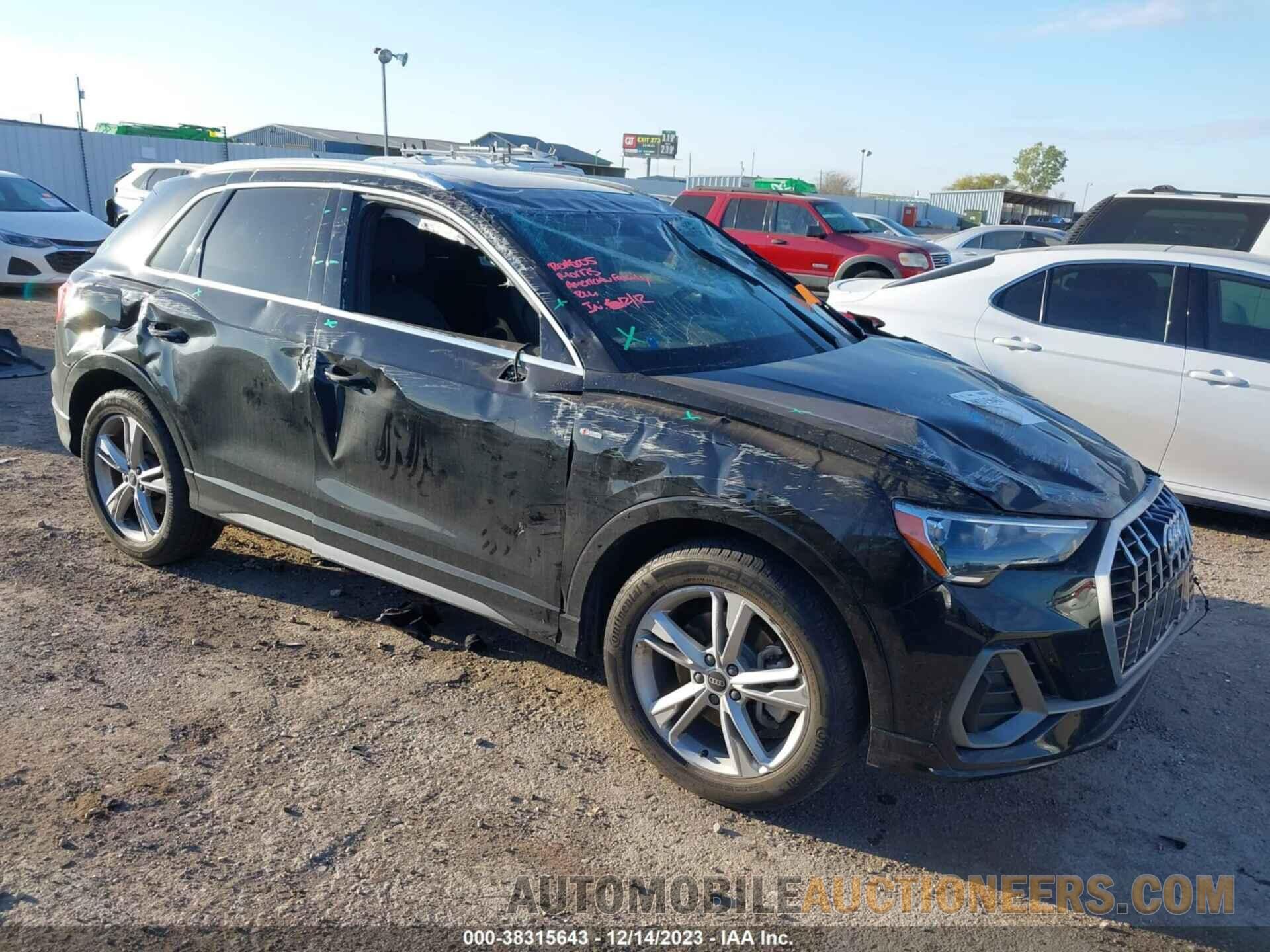 WA1DECF38M1038737 AUDI Q3 2021