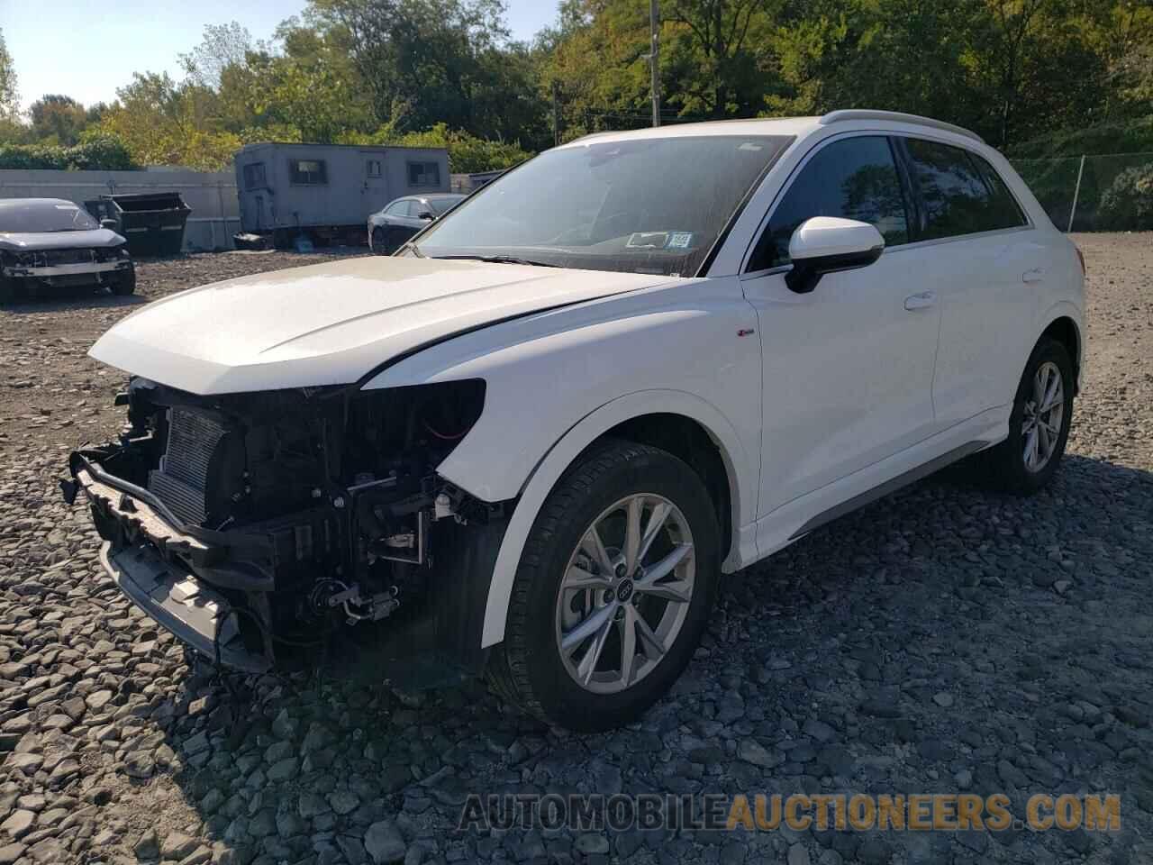 WA1DECF38P1105986 AUDI Q3 2023