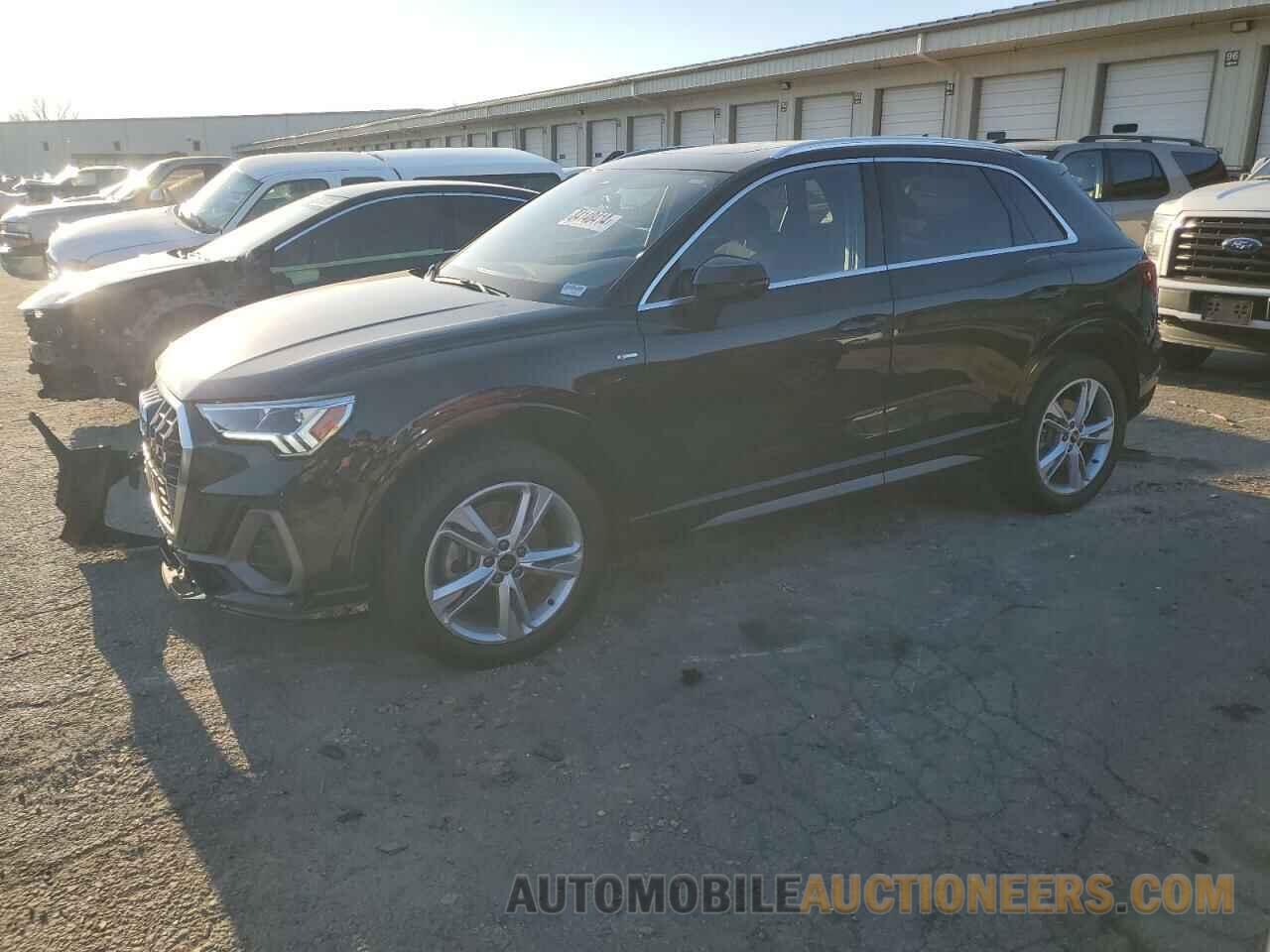 WA1DECF38R1122726 AUDI Q3 2024