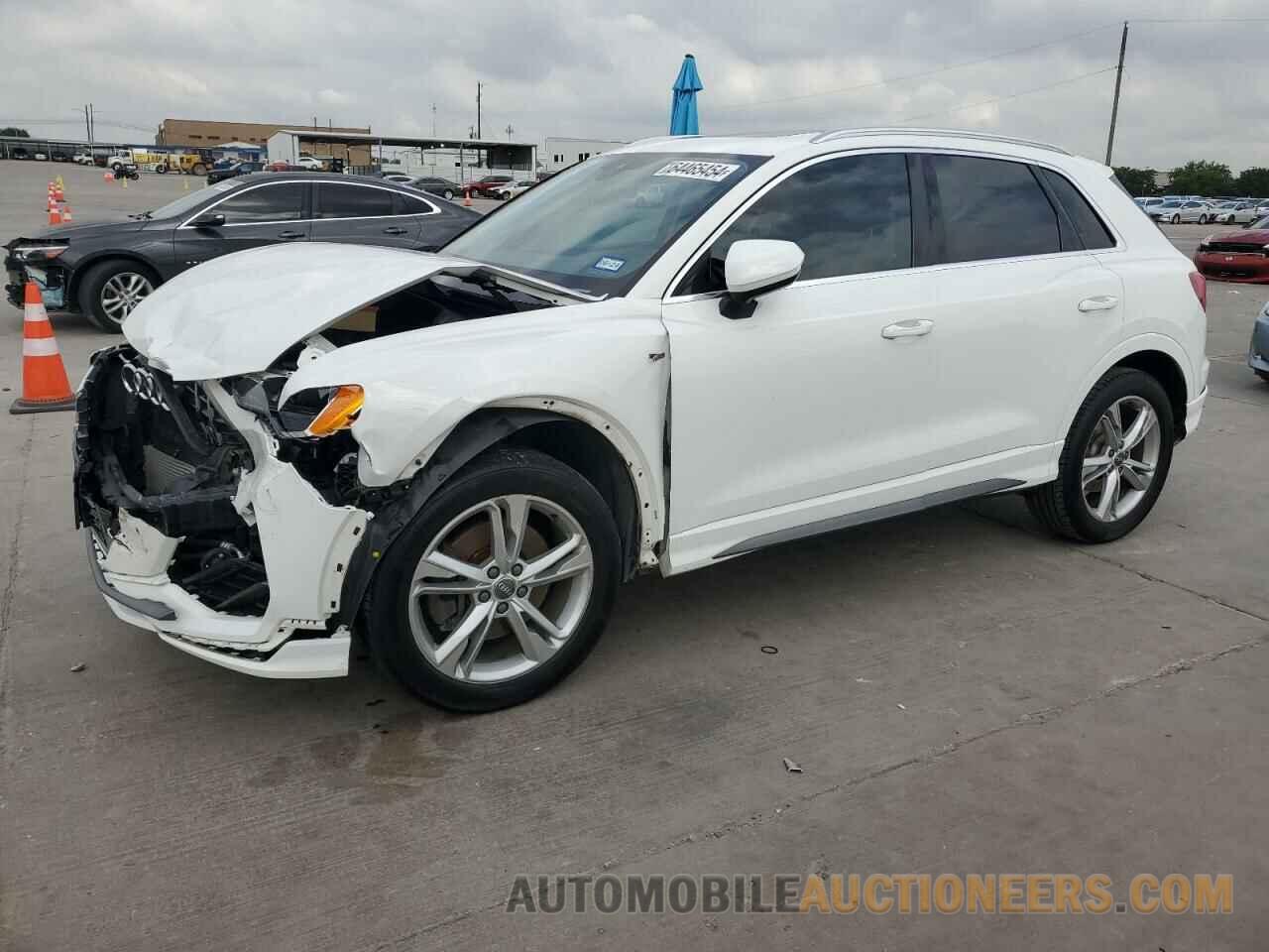 WA1DECF39L1010041 AUDI Q3 2020