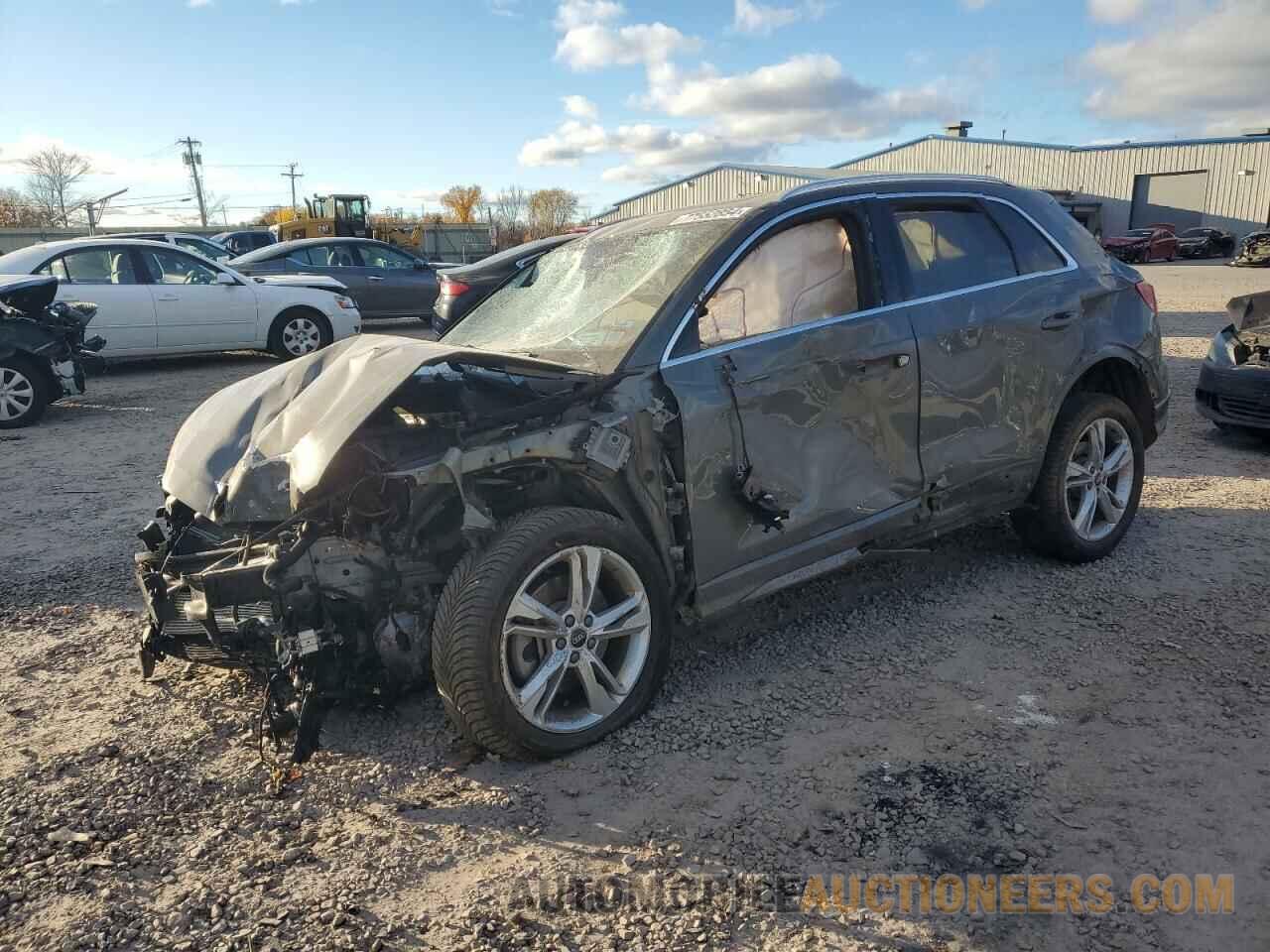 WA1DECF39M1028847 AUDI Q3 2021