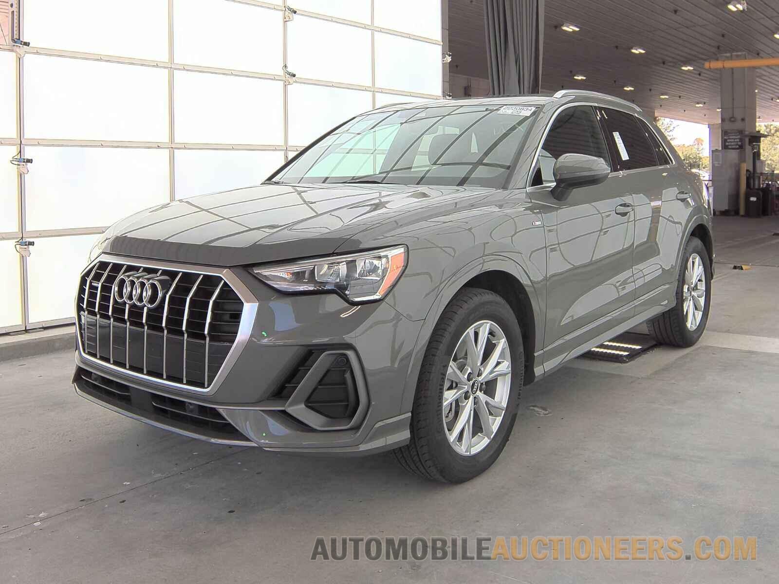 WA1DECF39M1102591 Audi Q3 2021