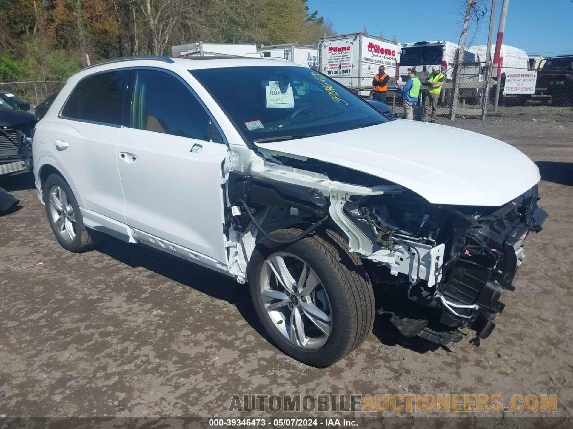 WA1DECF39R1024837 AUDI Q3 2024