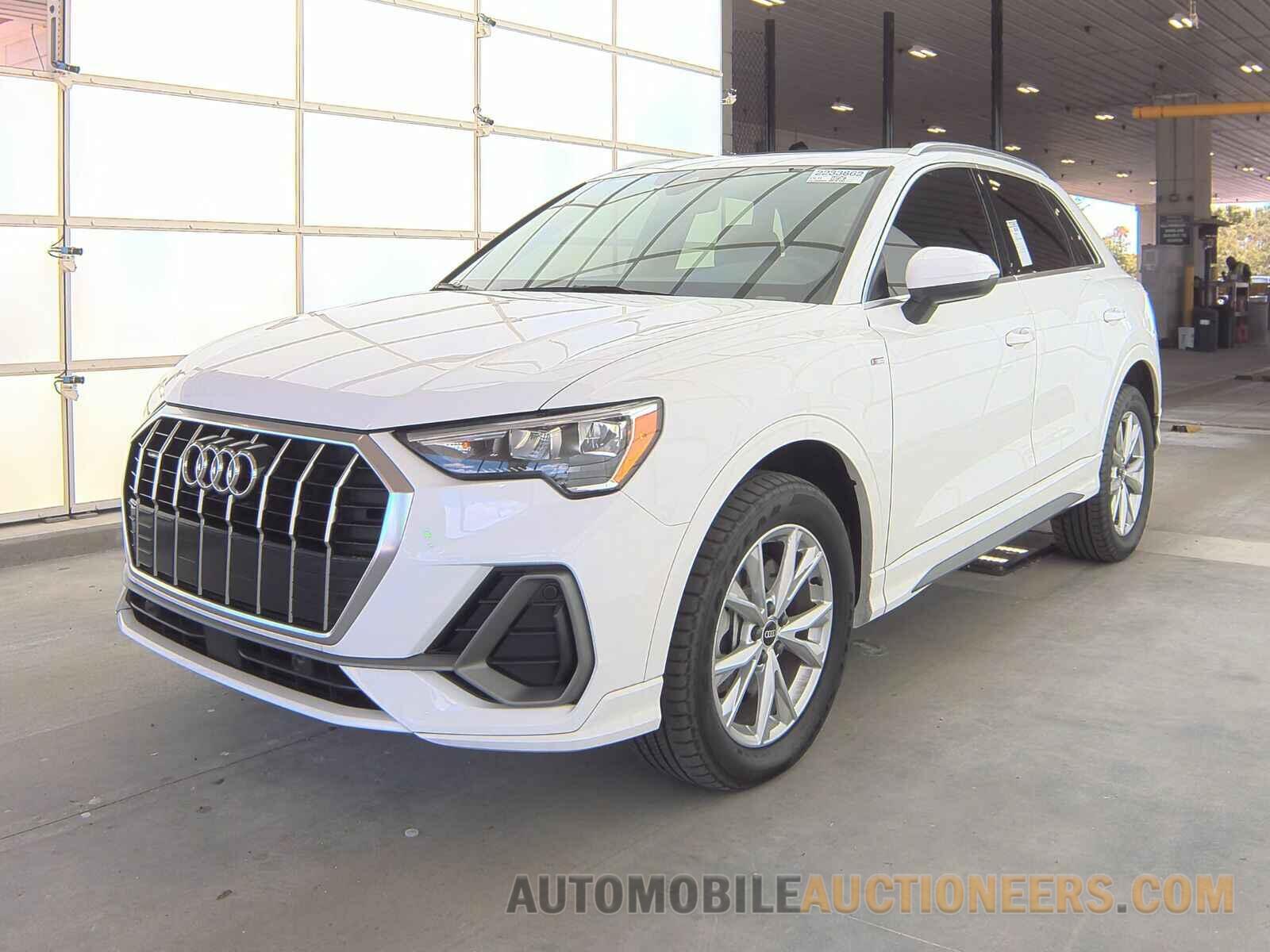 WA1DEDF31M1033966 Audi Q3 2021