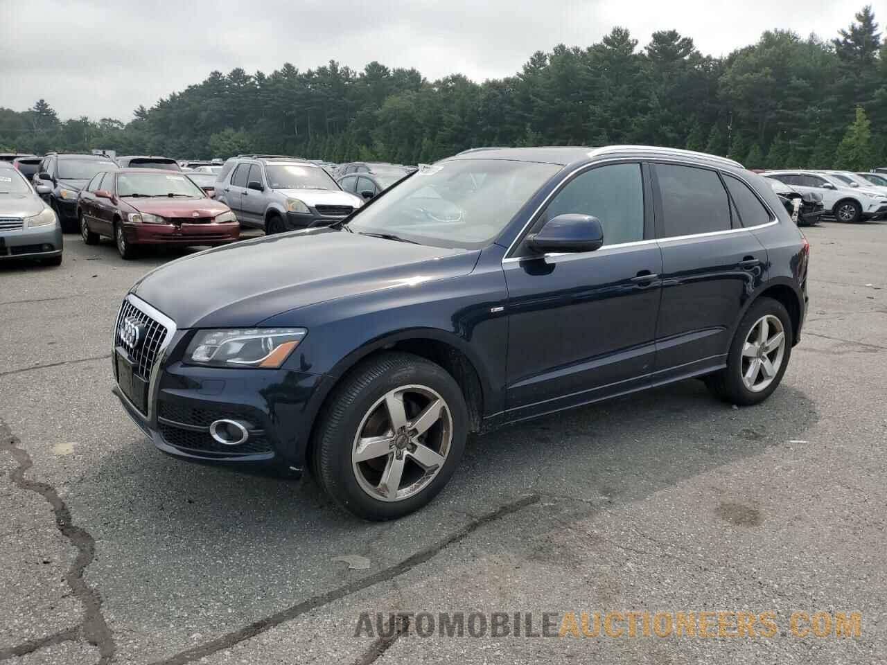 WA1DKAFP0BA071647 AUDI Q5 2011