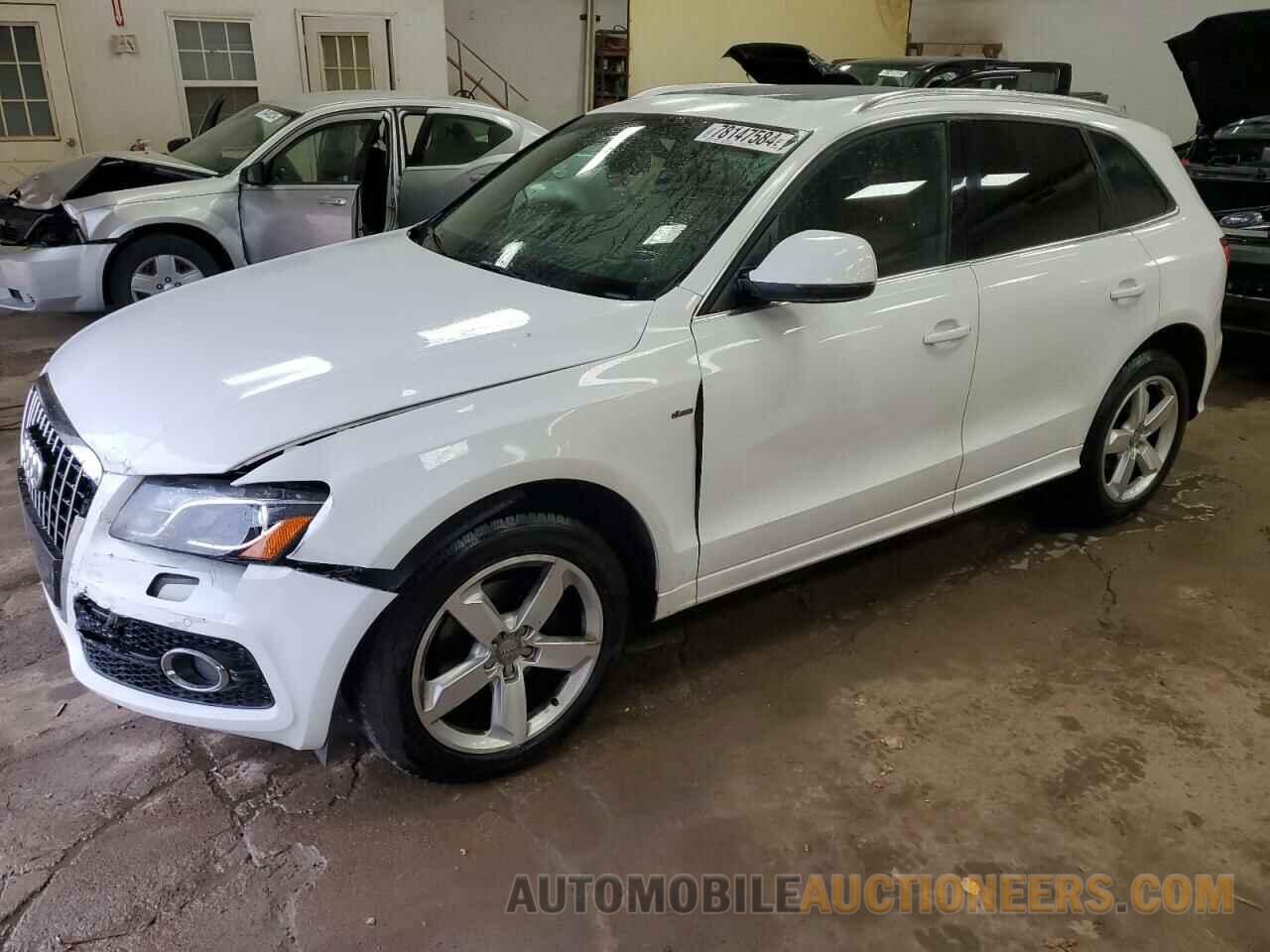 WA1DKAFP0CA101053 AUDI Q5 2012