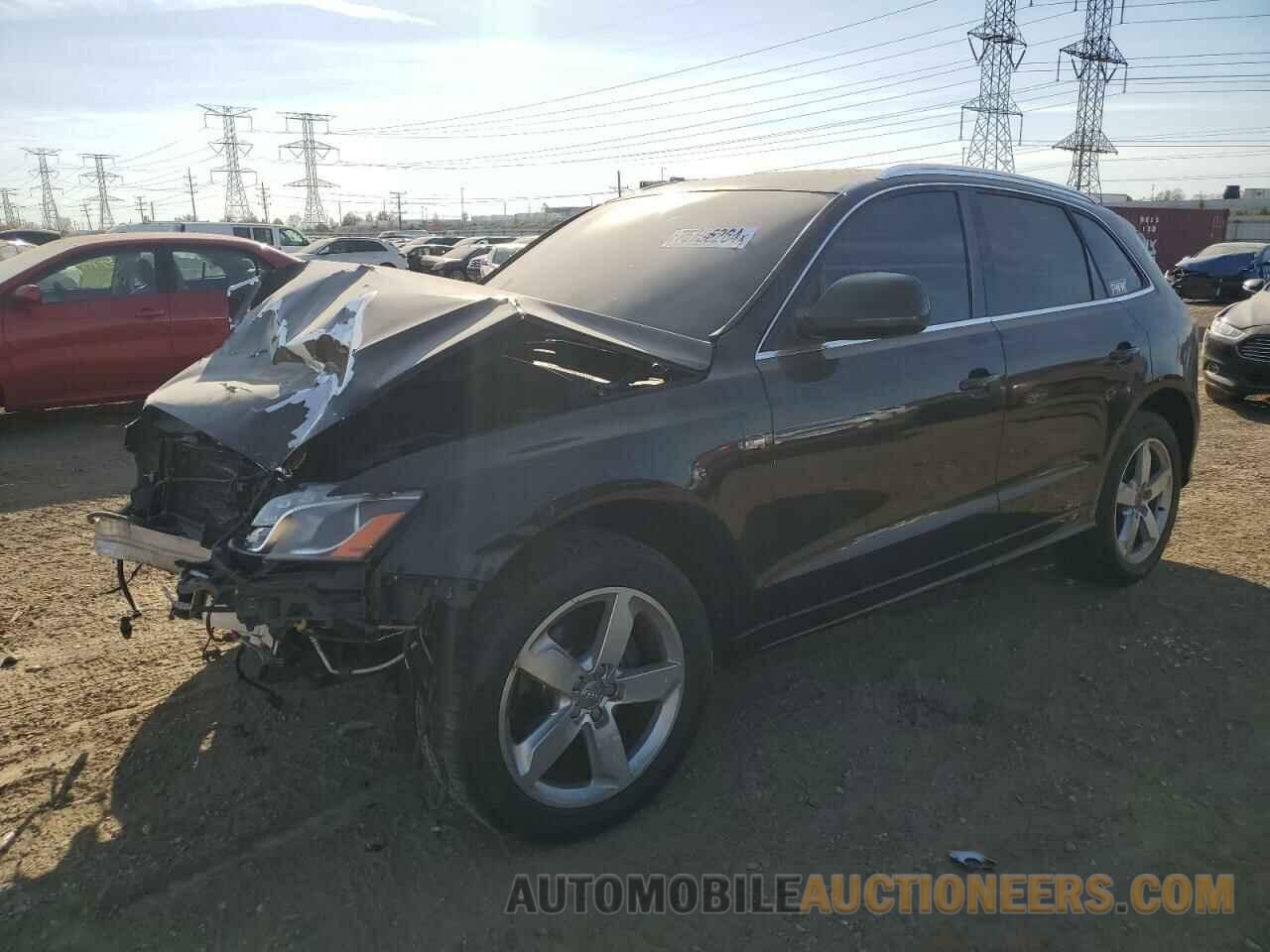 WA1DKAFP2BA100808 AUDI Q5 2011