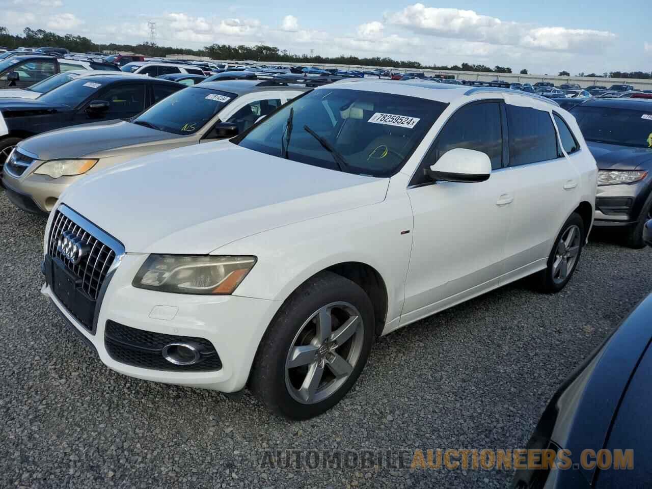 WA1DKAFP5BA112743 AUDI Q5 2011