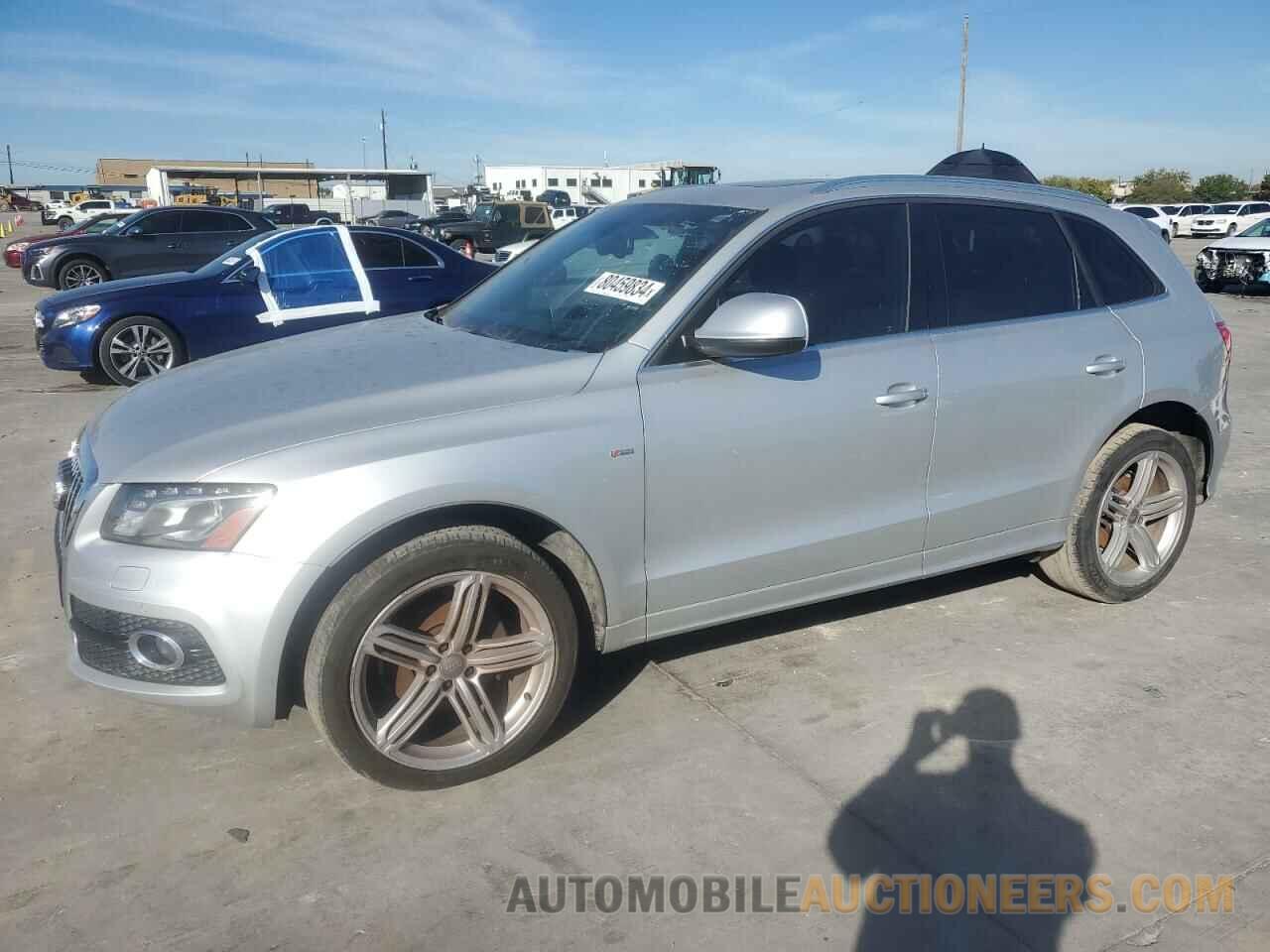 WA1DKAFP6CA112638 AUDI Q5 2012