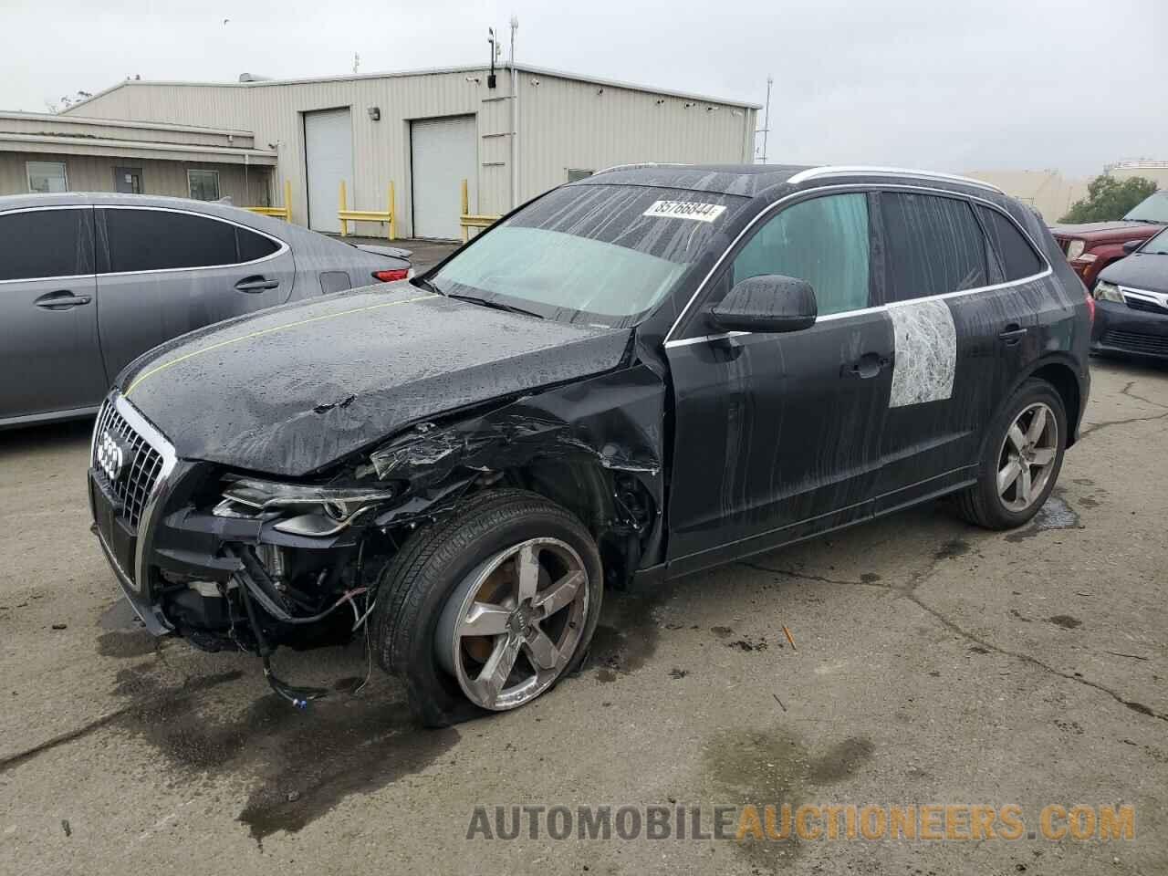 WA1DKAFP7BA002244 AUDI Q5 2011