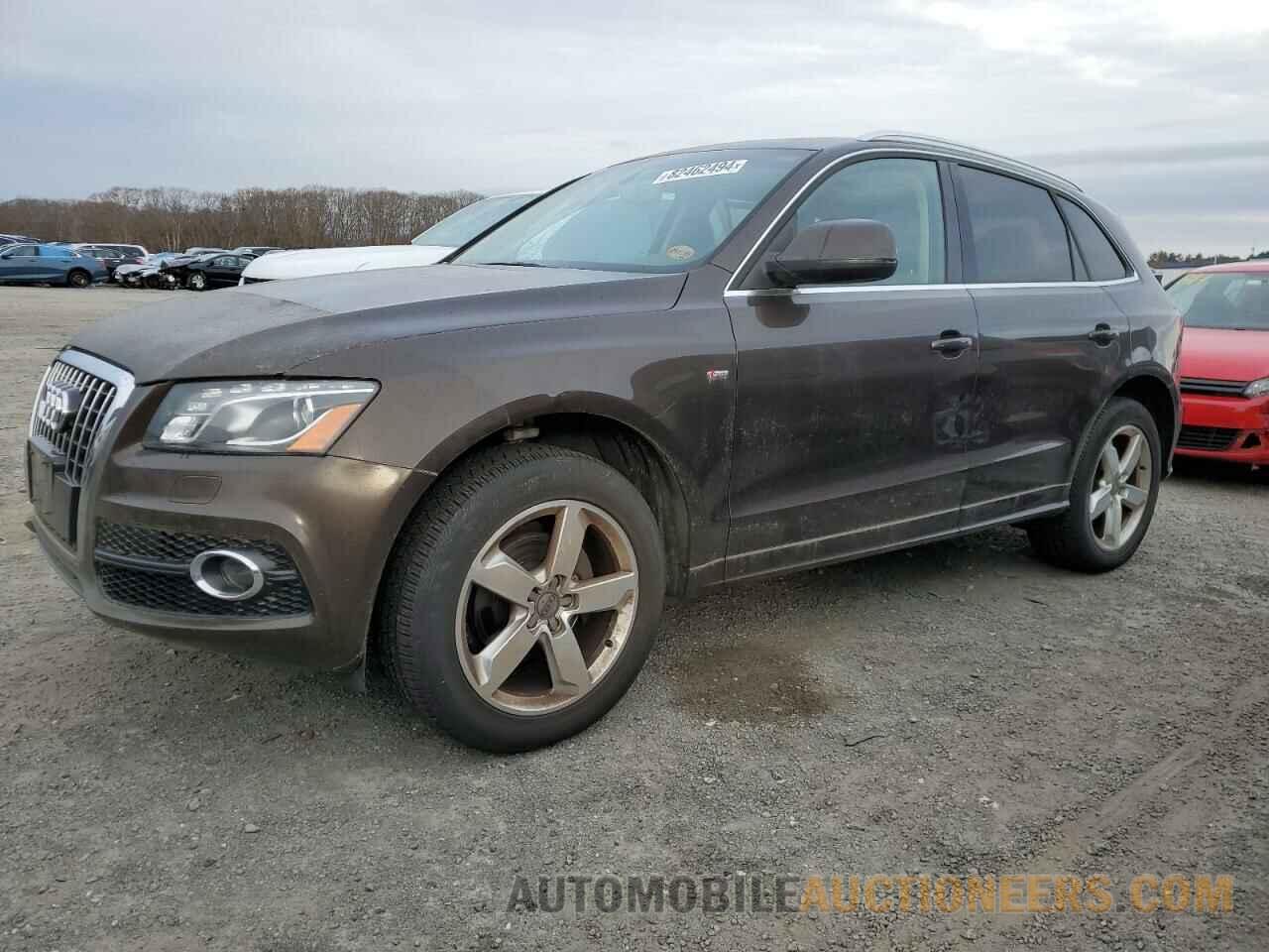 WA1DKAFPXBA031690 AUDI Q5 2011