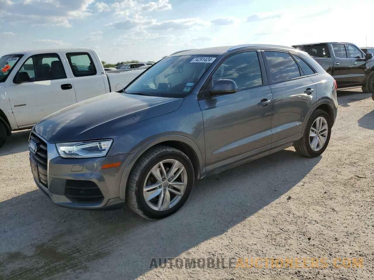 WA1ECCFS0HR010018 AUDI Q3 2017