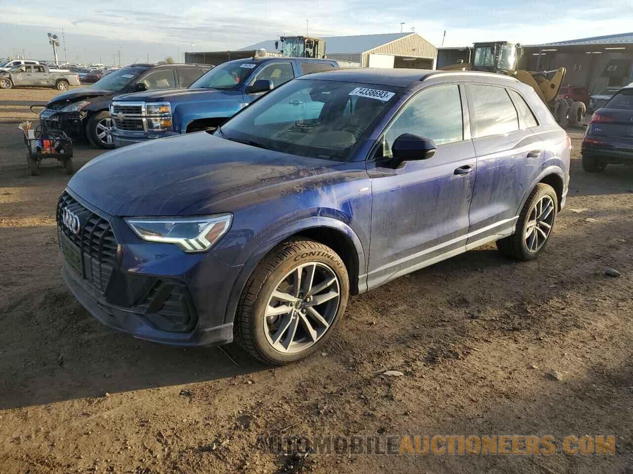 WA1EECF30M1049980 AUDI Q3 2021