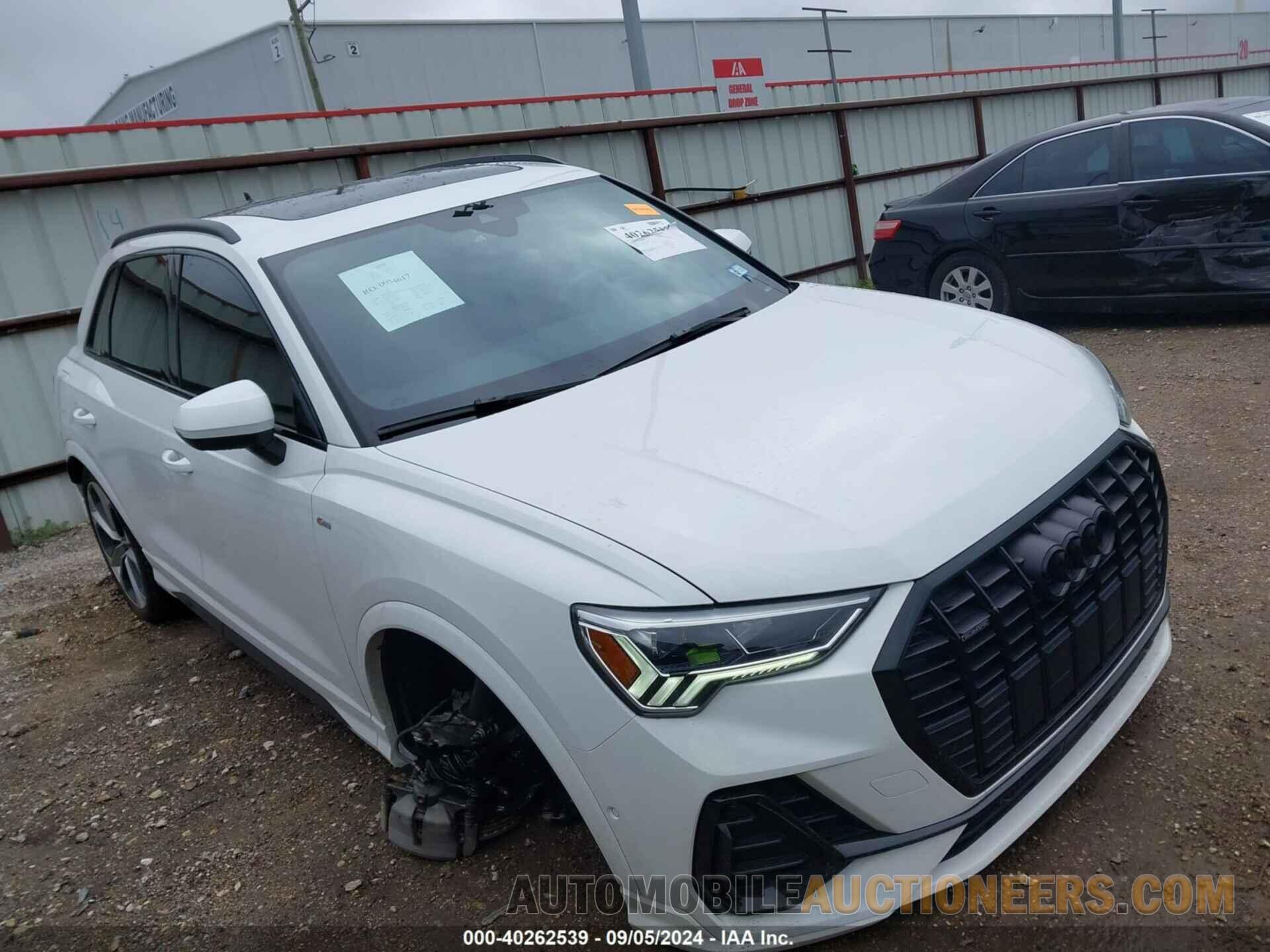 WA1EECF30M1073678 AUDI Q3 2021