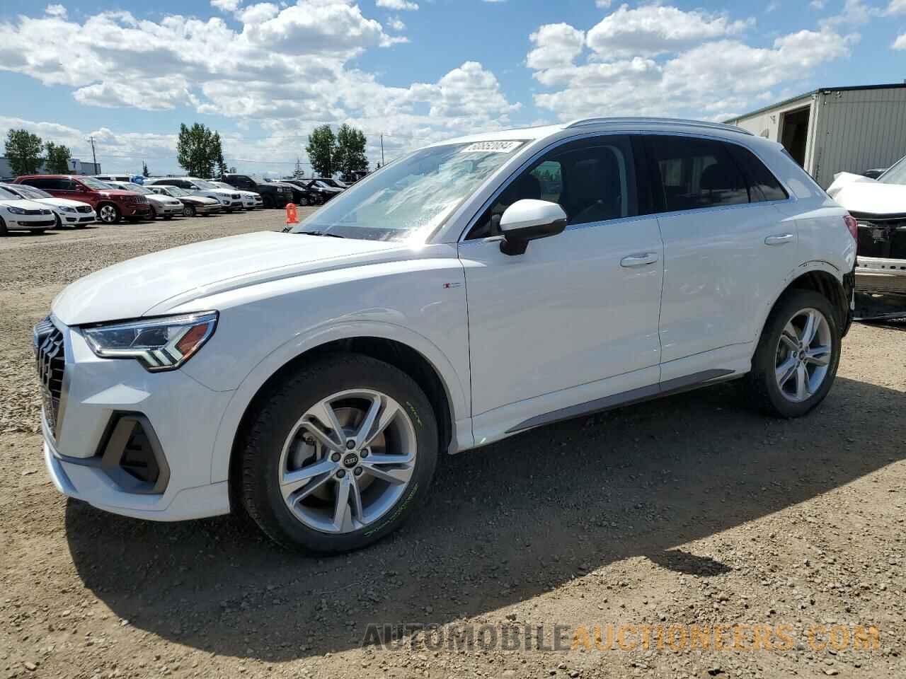 WA1EECF31M1055108 AUDI Q3 2021