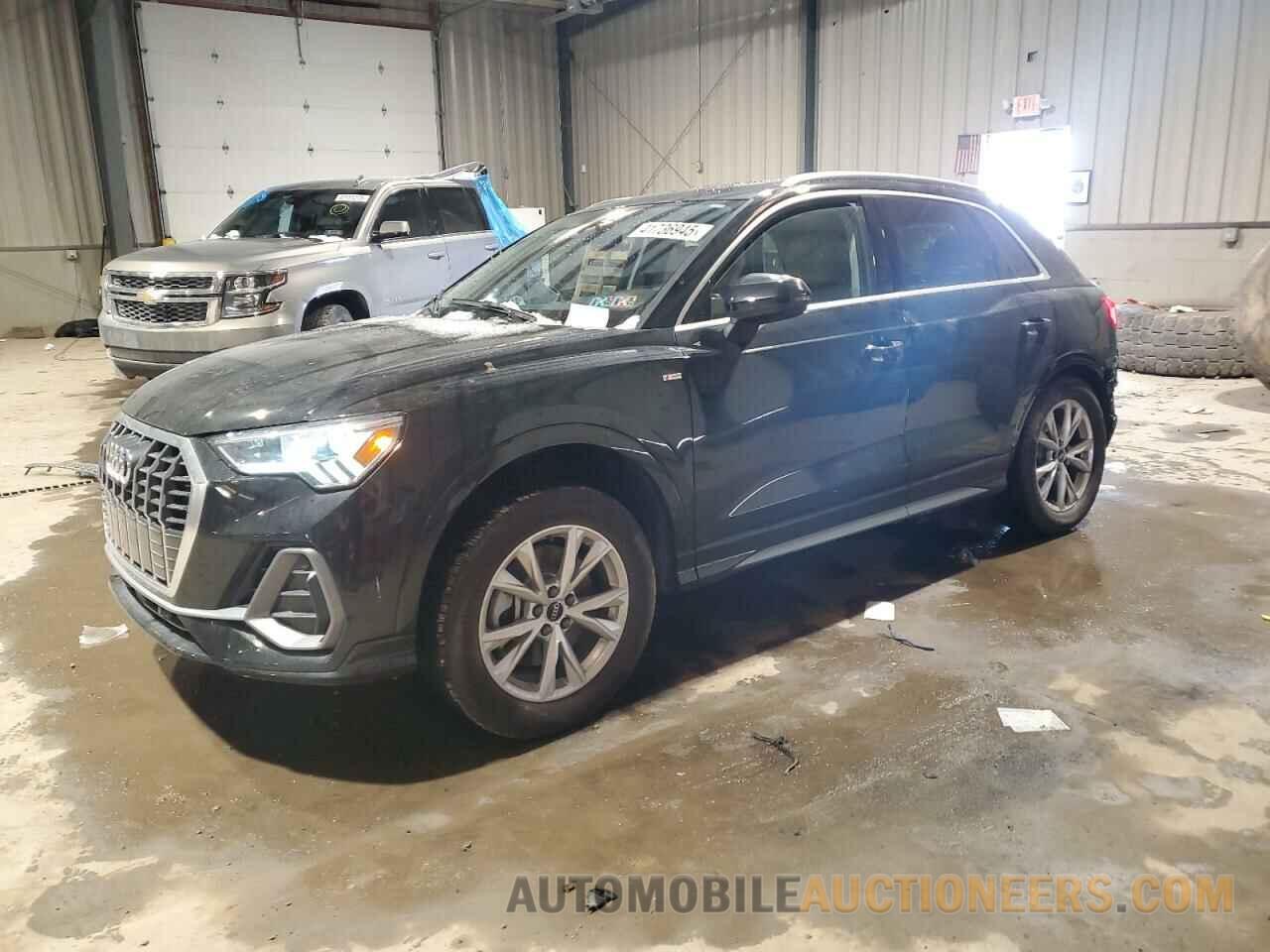 WA1EECF31R1129859 AUDI Q3 2024