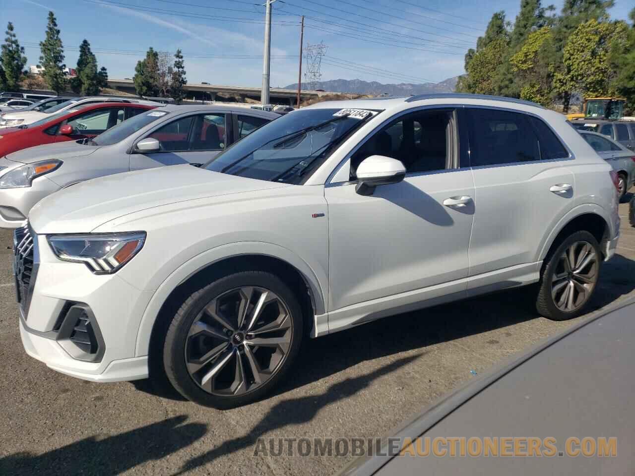 WA1EECF32L1102984 AUDI Q3 2020