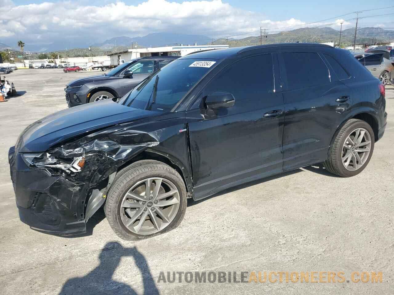 WA1EECF32M1117504 AUDI Q3 2021