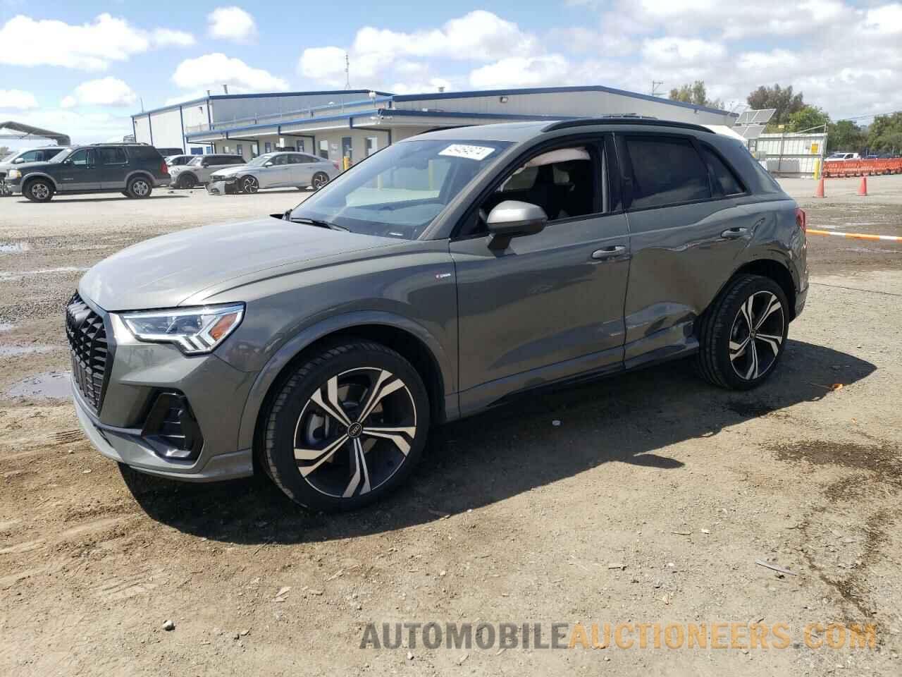 WA1EECF32P1062637 AUDI Q3 2023