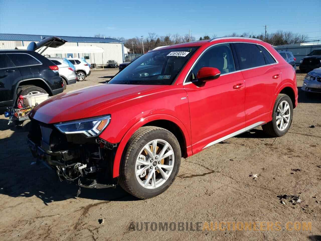 WA1EECF32R1044867 AUDI Q3 2024