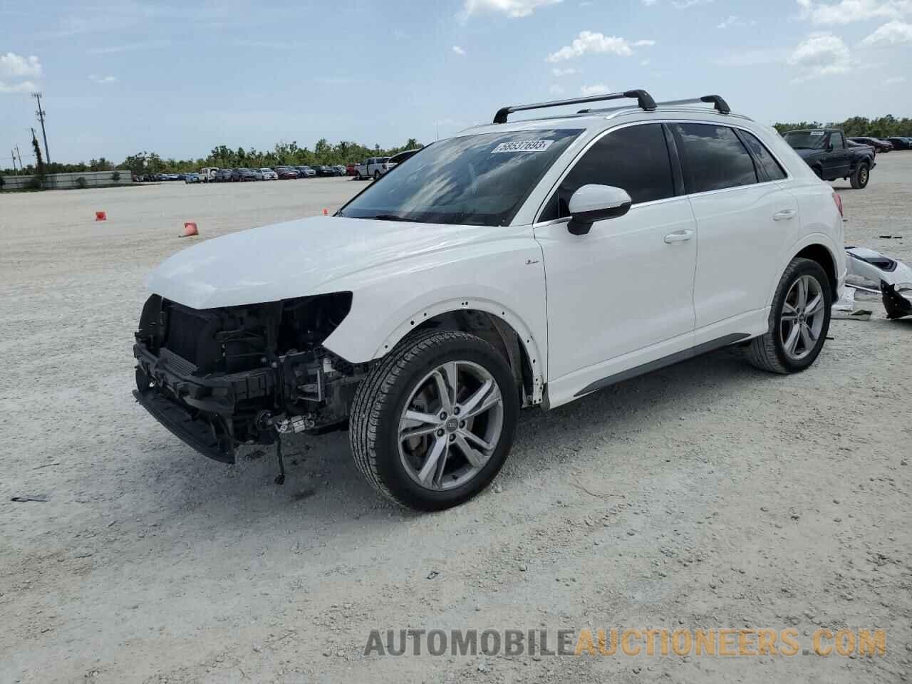 WA1EECF33L1111077 AUDI Q3 2020