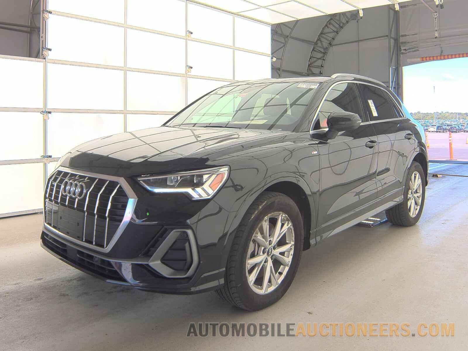 WA1EECF33M1023051 Audi Q3 2021