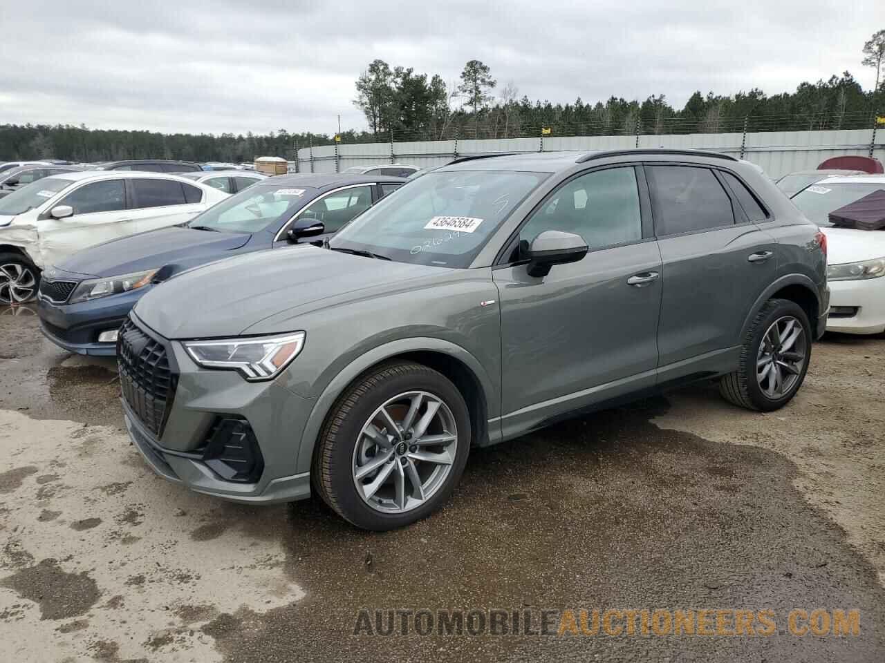 WA1EECF33R1026295 AUDI Q3 2024