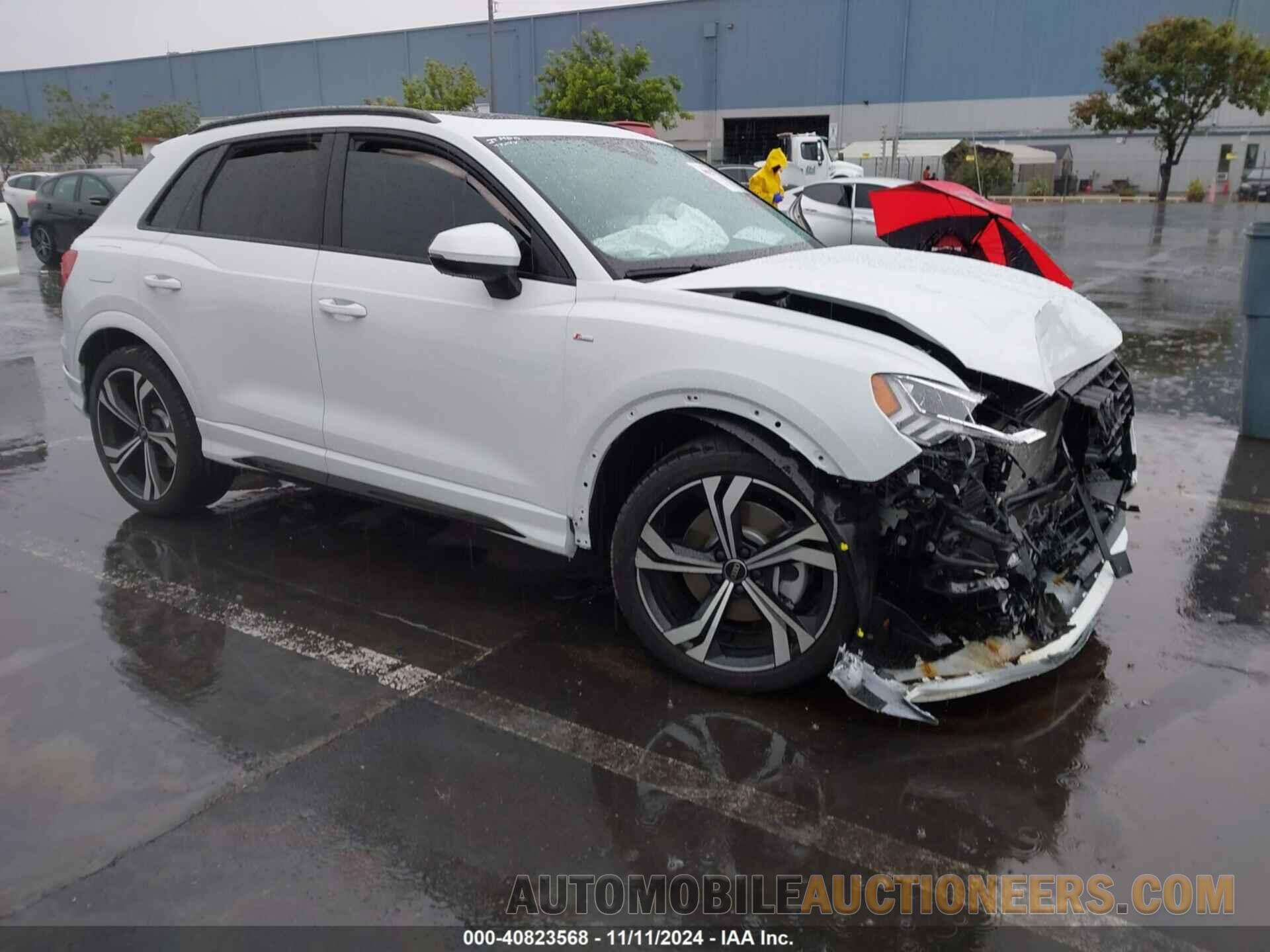 WA1EECF33R1045140 AUDI Q3 2024