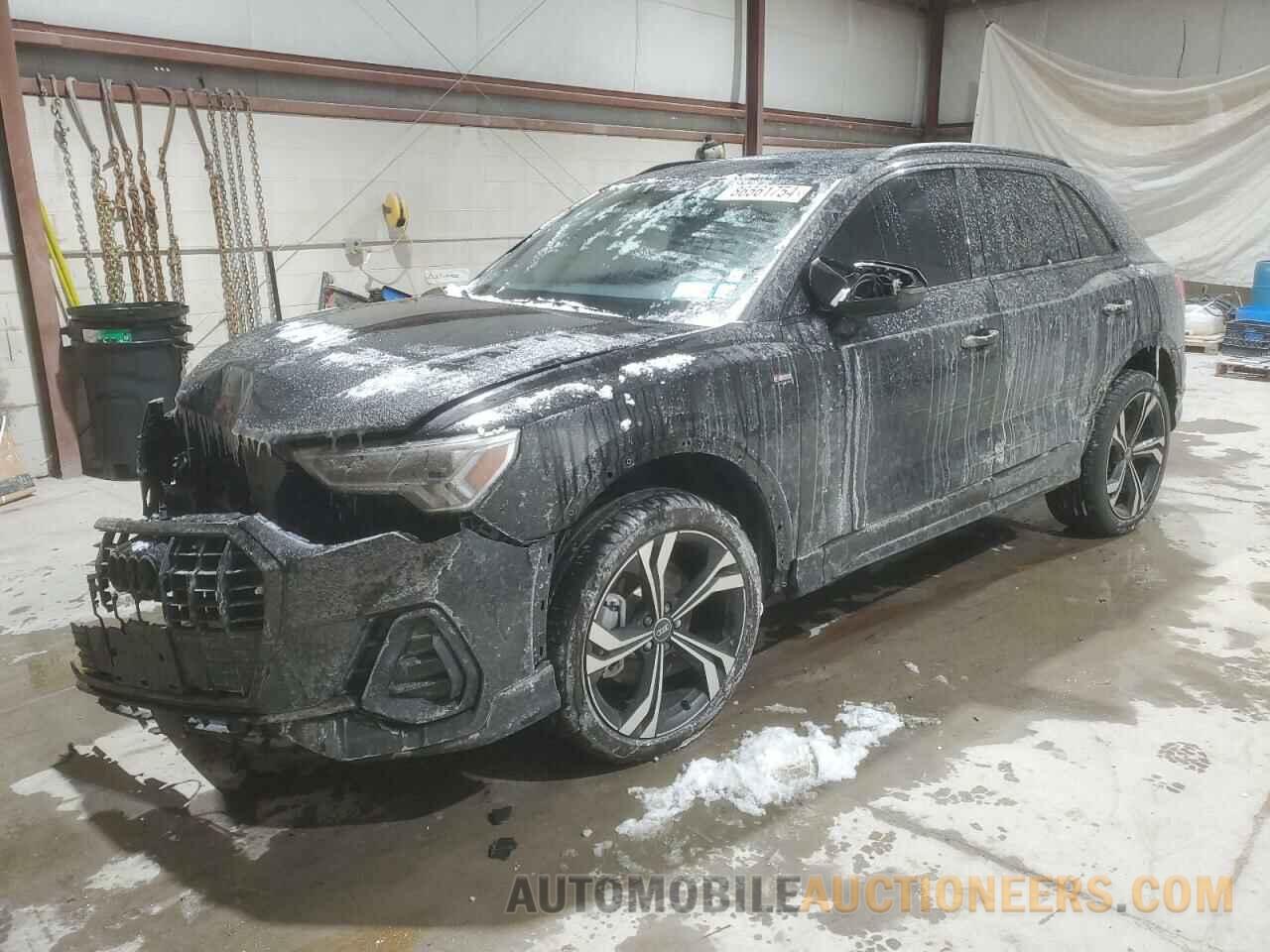 WA1EECF33R1182448 AUDI Q3 2024