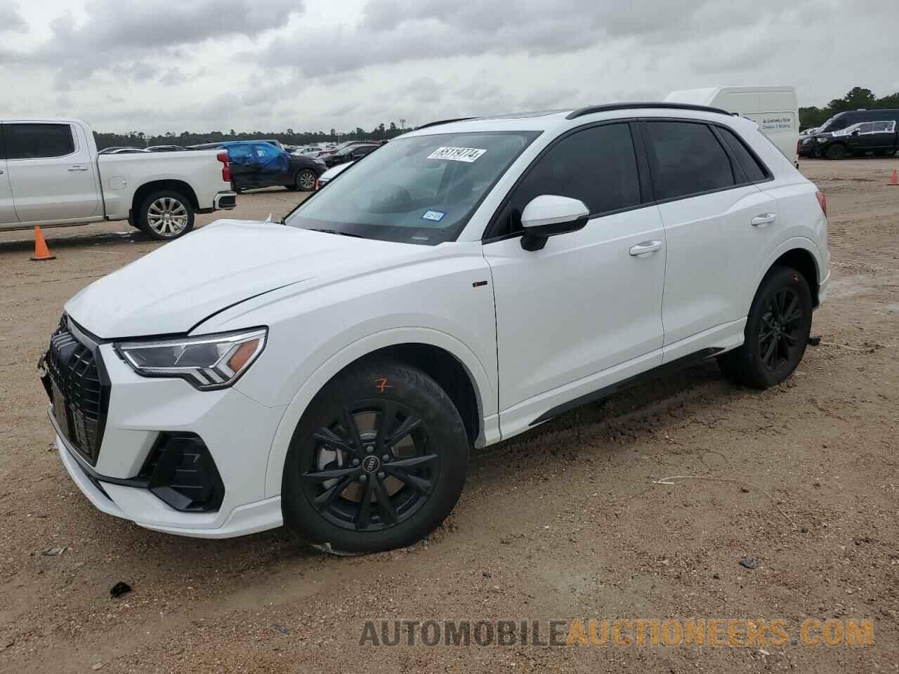 WA1EECF34R1023244 AUDI Q3 2024