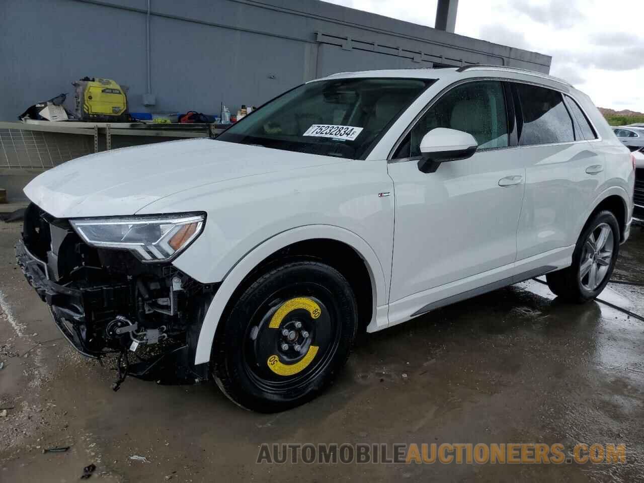 WA1EECF34R1041839 AUDI Q3 2024